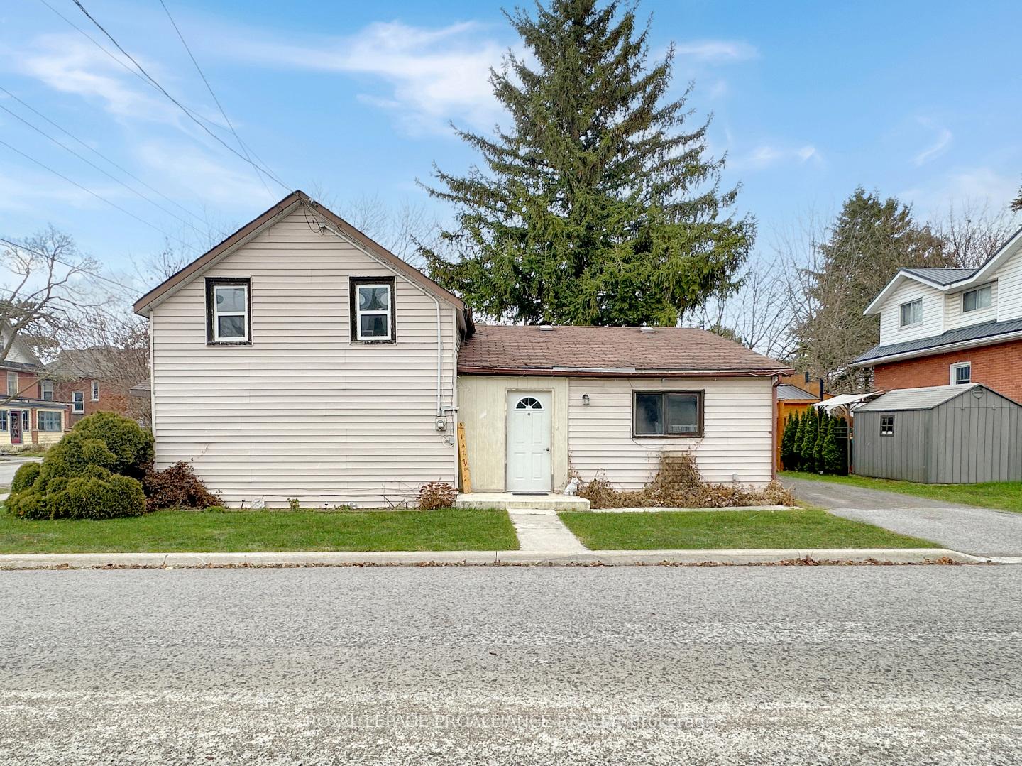 Photo 2 of 97 Catharine Street, Belleville, Belleville Ward — HOMEH