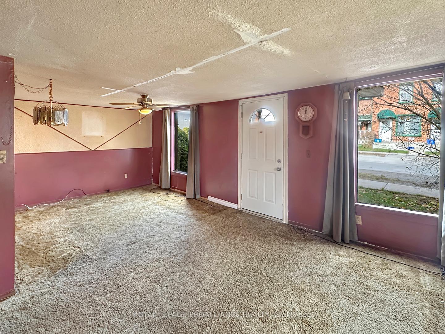 Photo 17 of 97 Catharine Street, Belleville, Belleville Ward — HOMEH