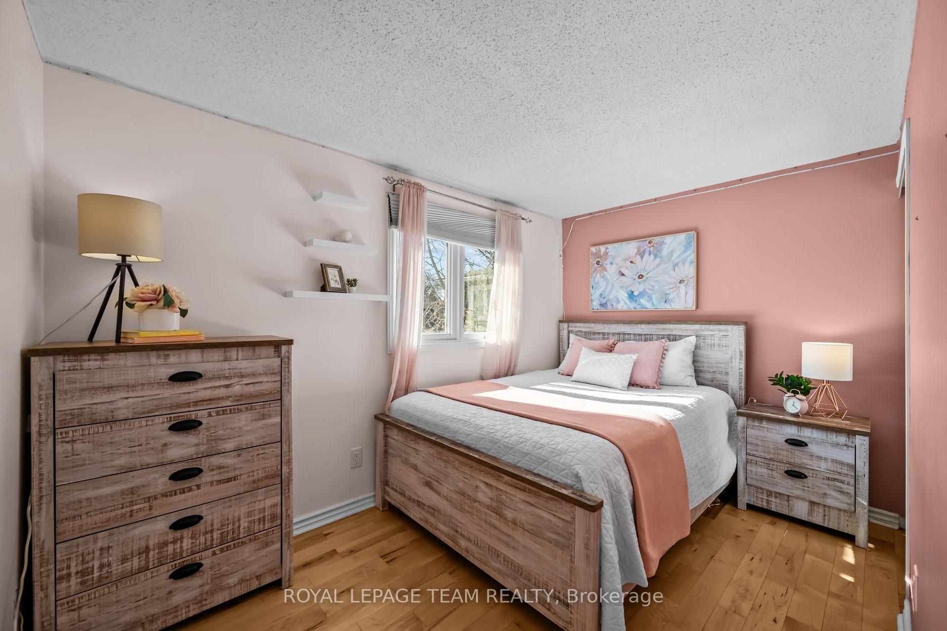 Photo 24 of 109 Eastpark Drive, Ottawa, Blackburn Hamlet — HOMEH