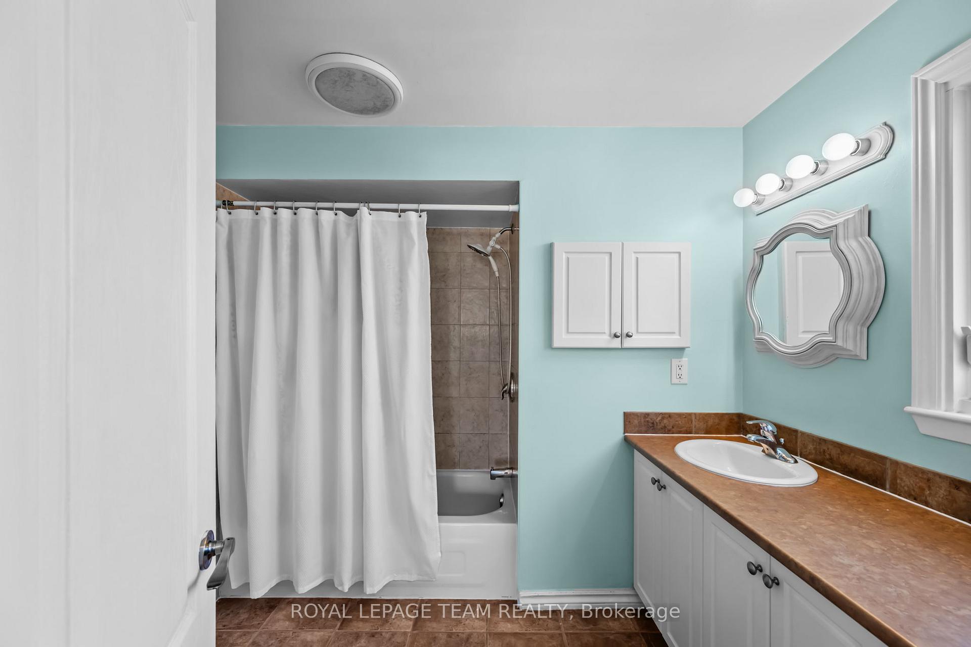Photo 27 of 109 Eastpark Drive, Ottawa, Blackburn Hamlet — HOMEH