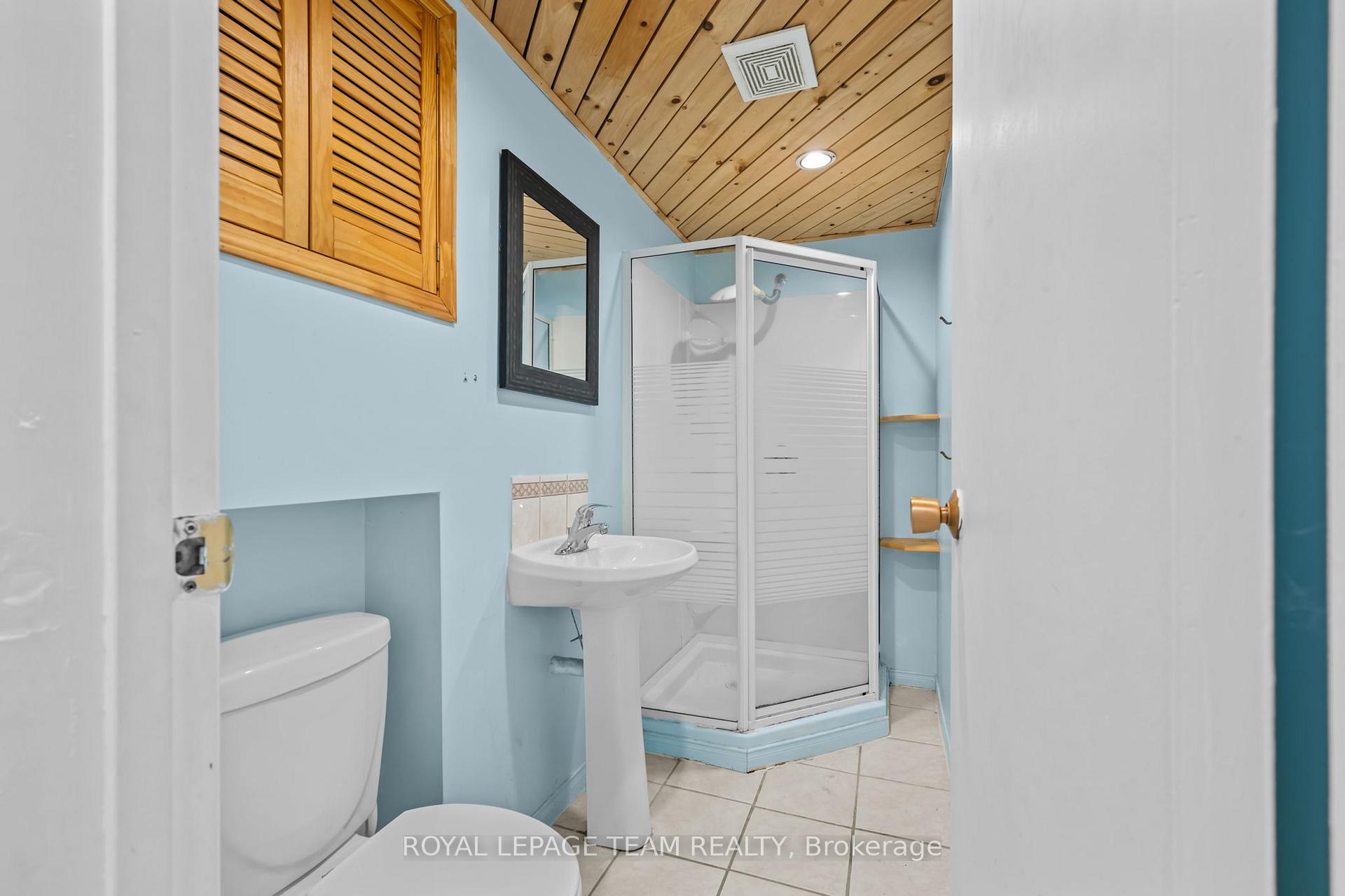 Photo 29 of 109 Eastpark Drive, Ottawa, Blackburn Hamlet — HOMEH