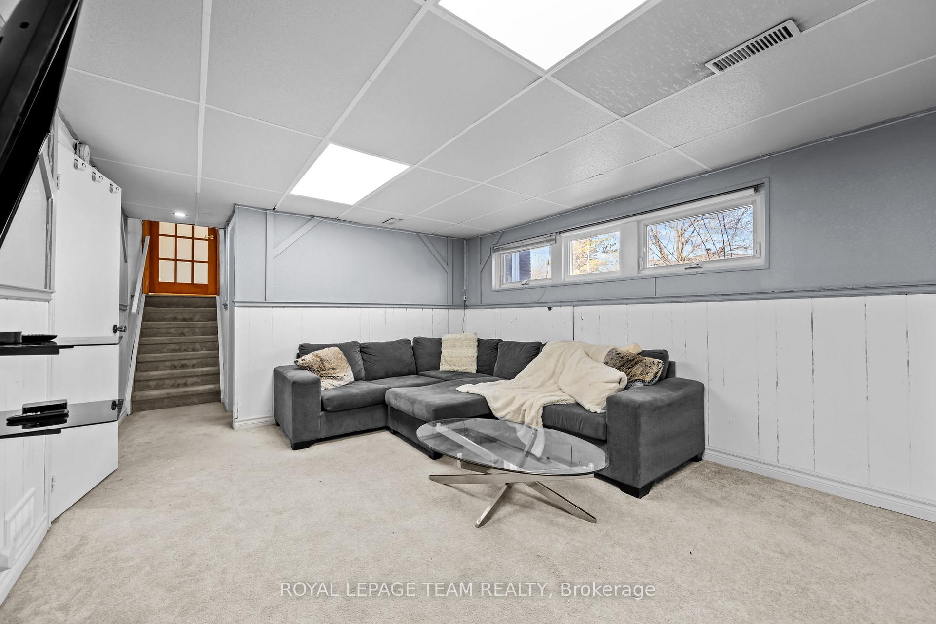 Photo 41 of 109 Eastpark Drive, Ottawa, Blackburn Hamlet — HOMEH