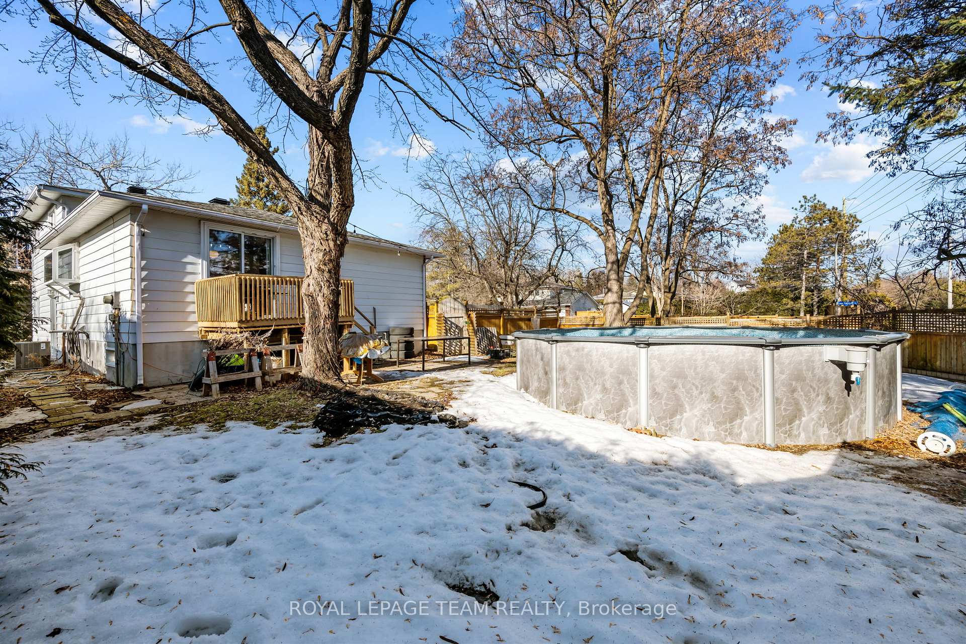 Photo 40 of 109 Eastpark Drive, Ottawa, Blackburn Hamlet — HOMEH