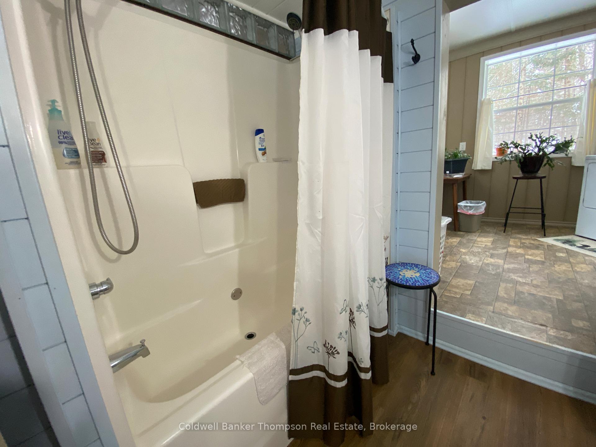 Photo 30 of 175 West Point Drive, Armour — HOMEH