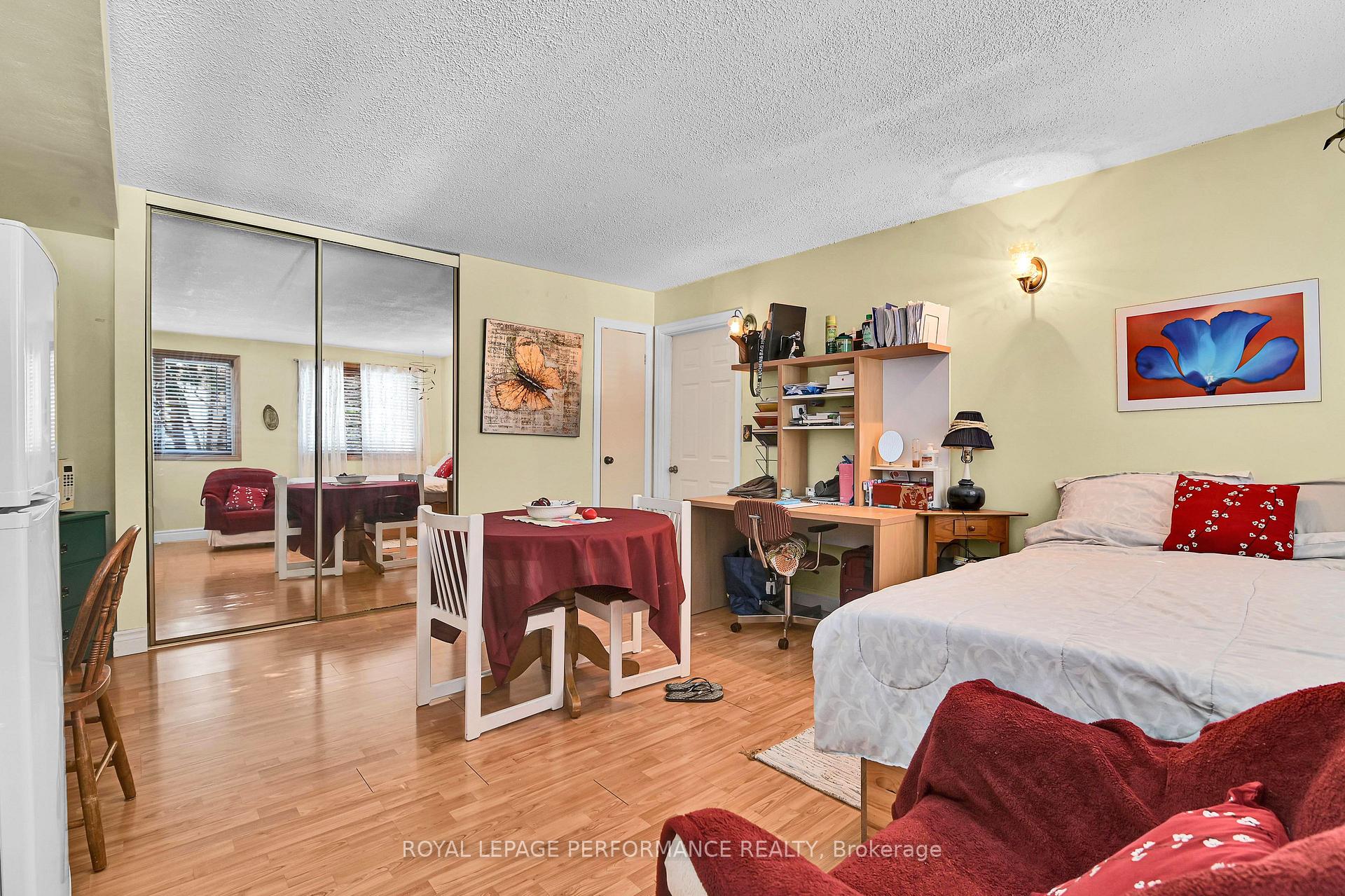 Photo 14 of 996 Laporte Street, Ottawa, Beacon Hill South — HOMEH