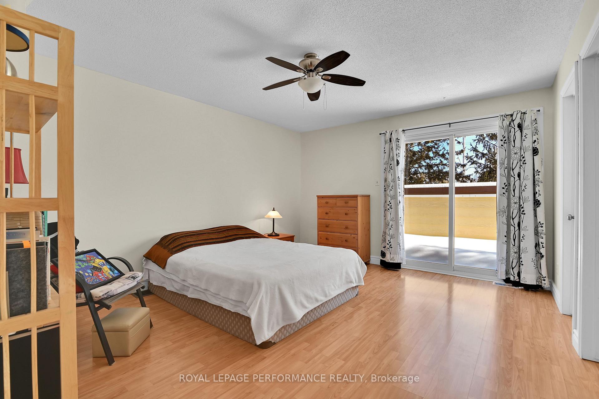 Photo 34 of 996 Laporte Street, Ottawa, Beacon Hill South — HOMEH