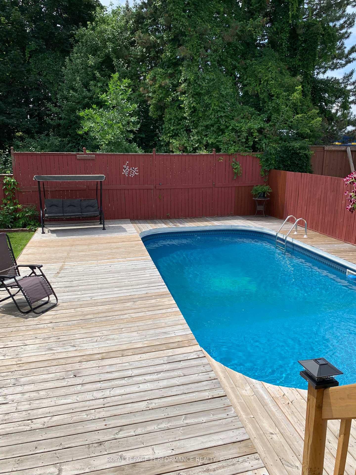 Photo 32 of 996 Laporte Street, Ottawa, Beacon Hill South — HOMEH