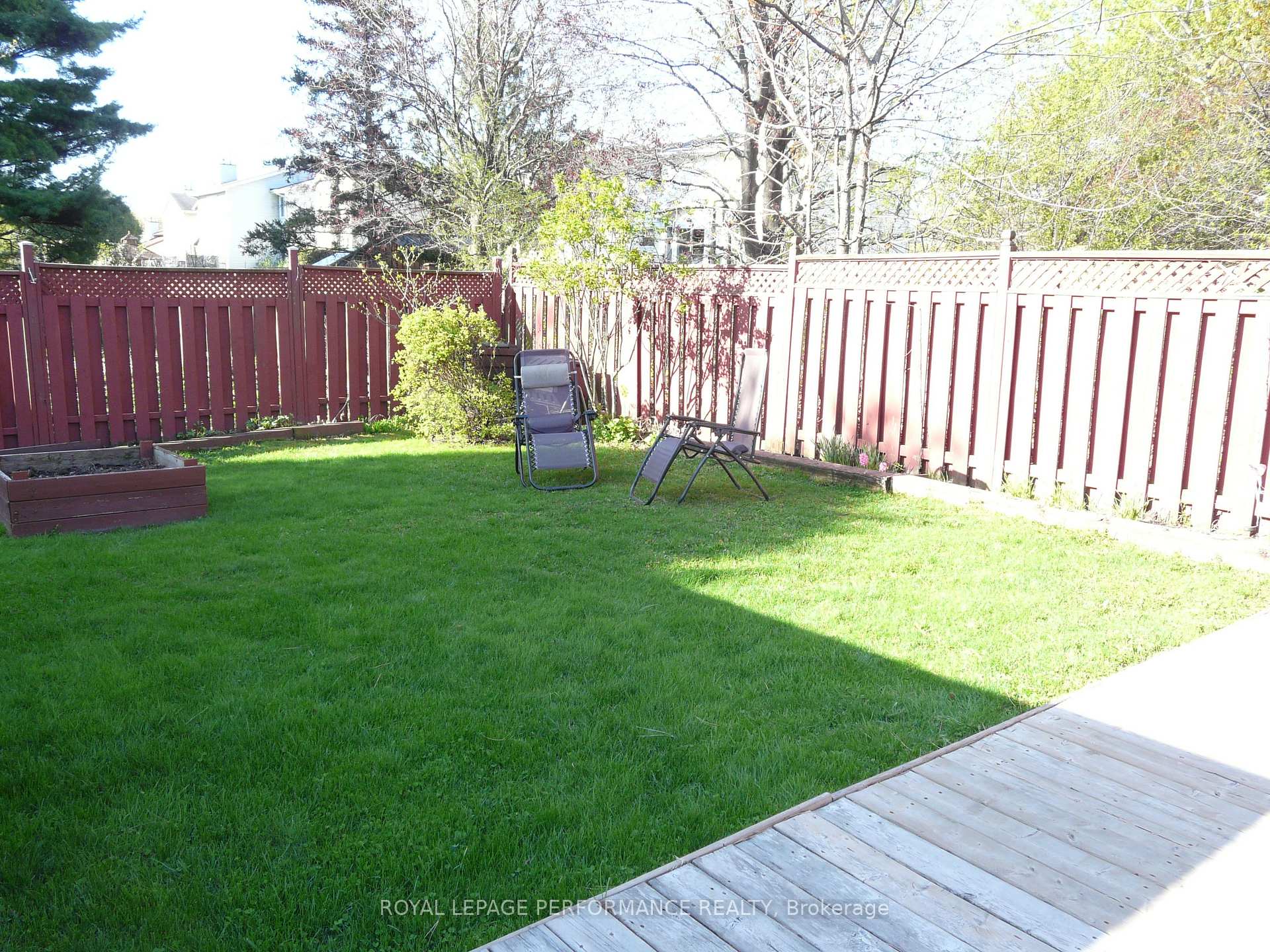 Photo 37 of 996 Laporte Street, Ottawa, Beacon Hill South — HOMEH