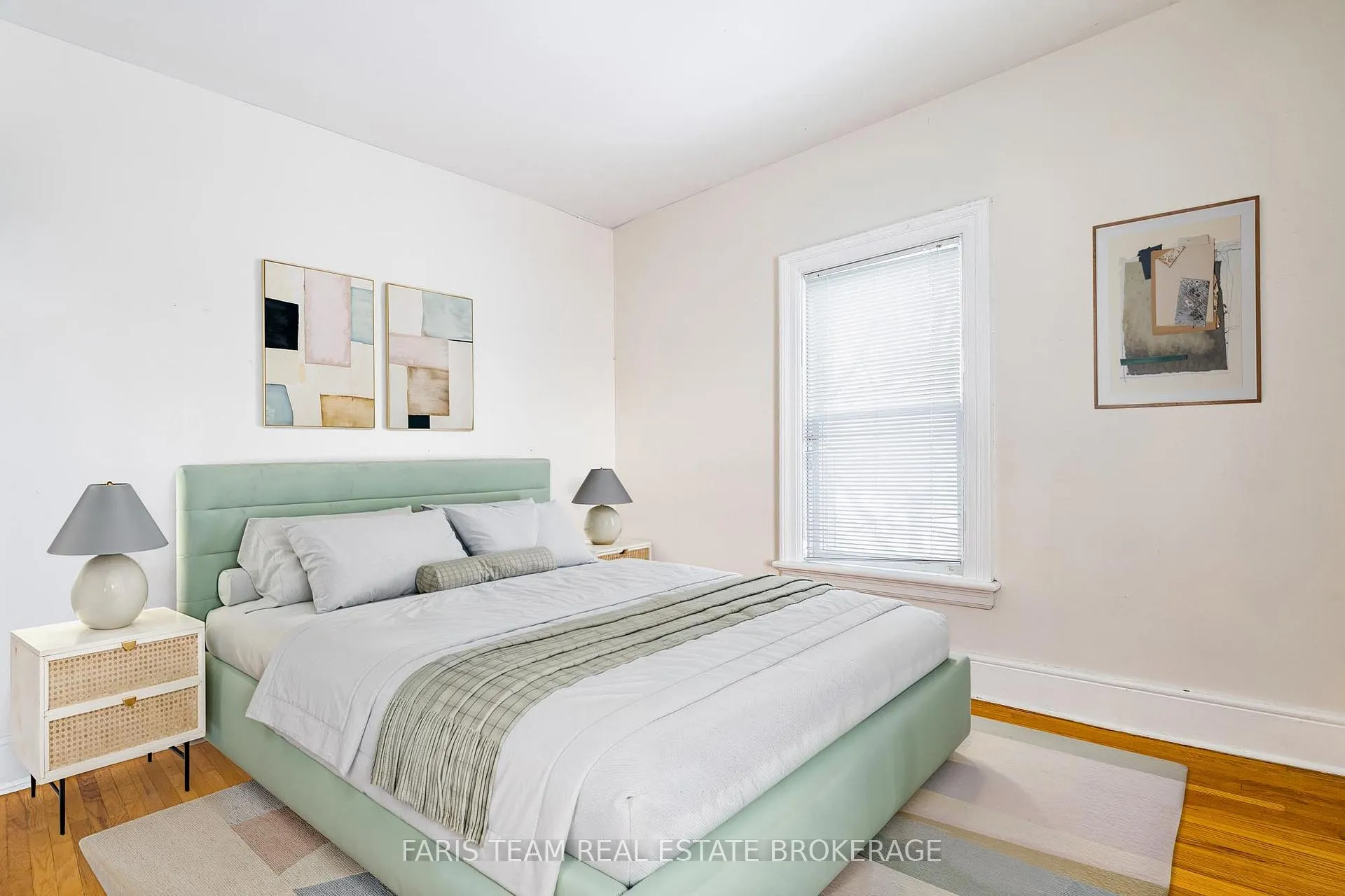 Photo 24 of 170 Kempenfelt Drive, Barrie, North Shore — HOMEH