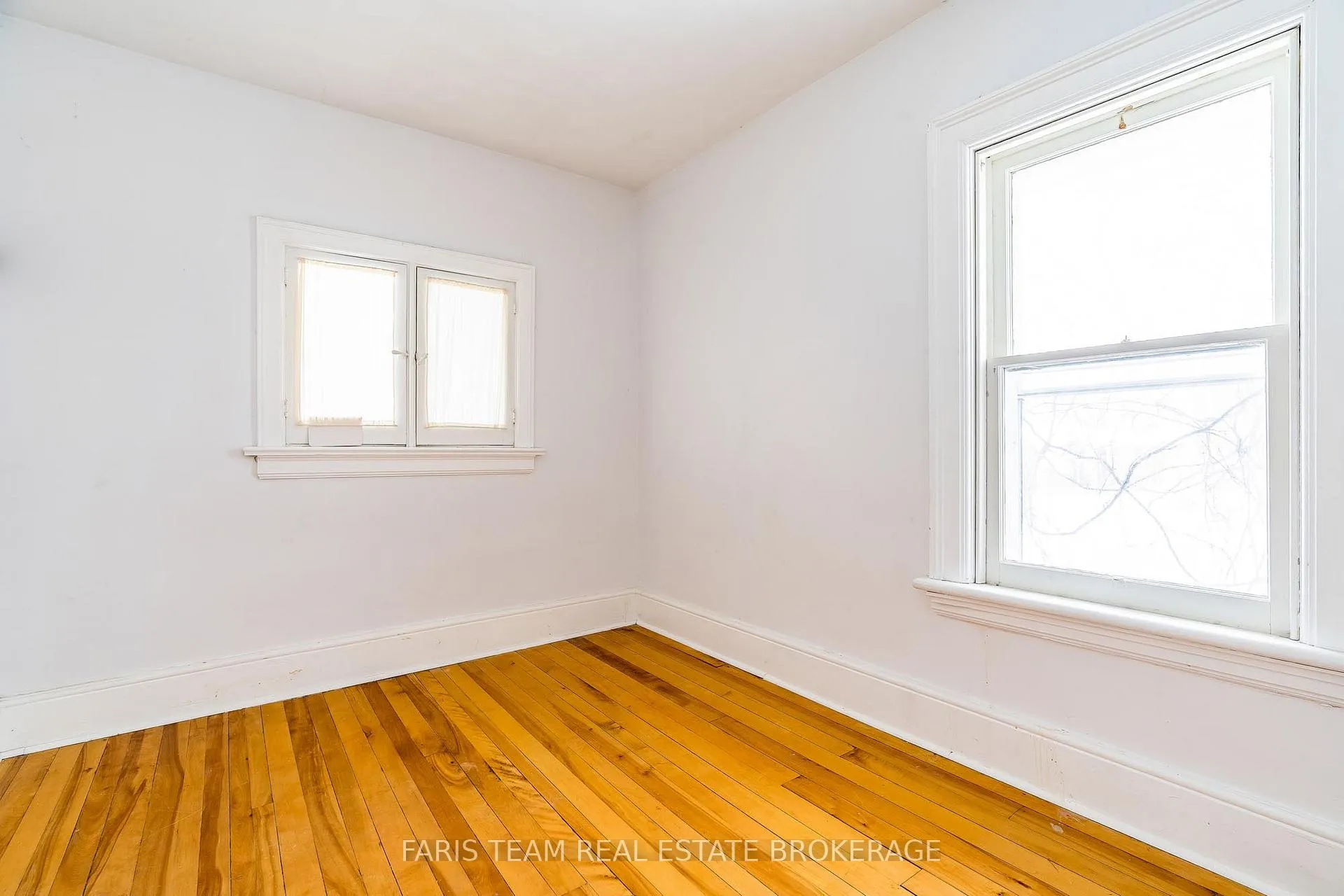 Photo 30 of 170 Kempenfelt Drive, Barrie, North Shore — HOMEH