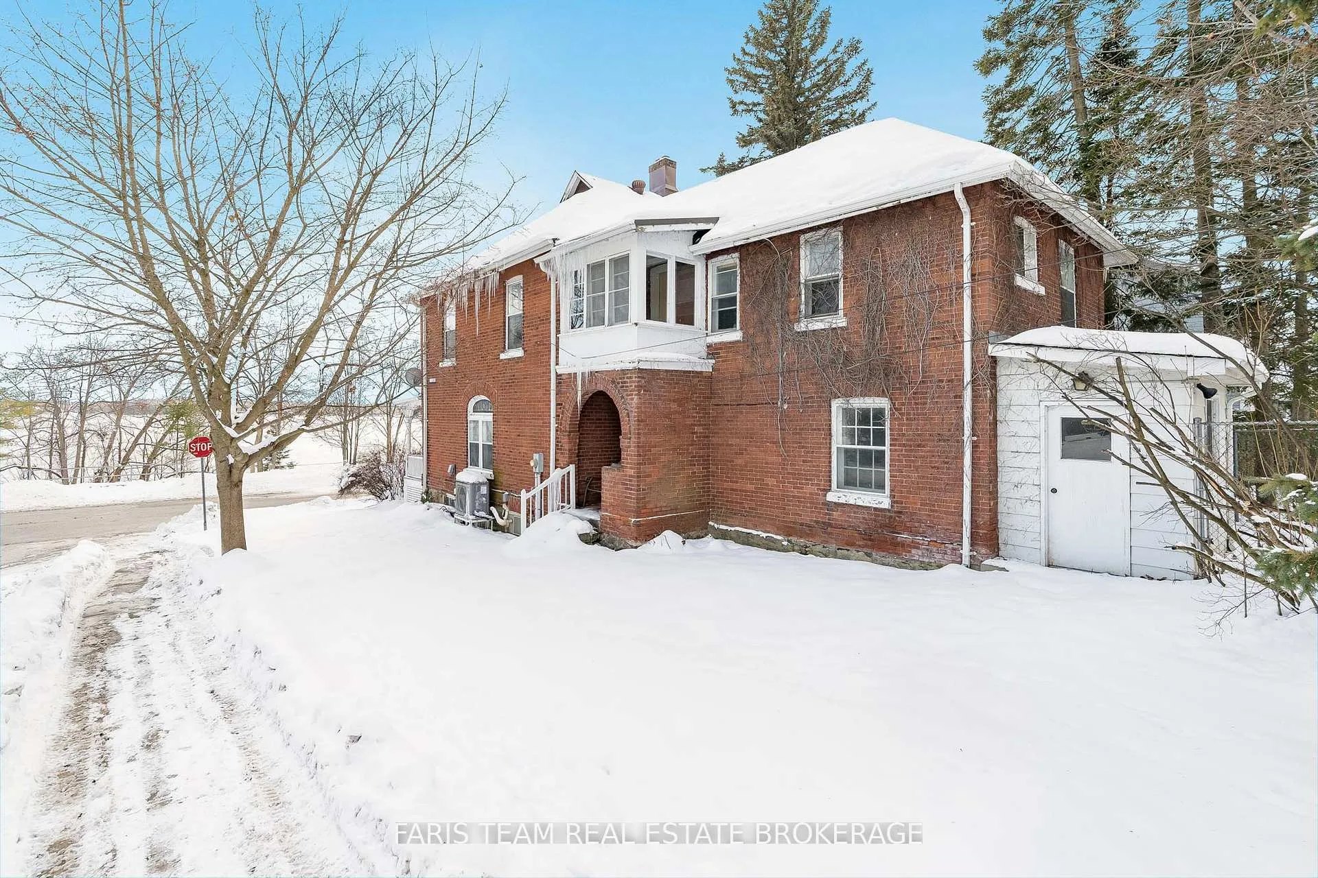Photo 36 of 170 Kempenfelt Drive, Barrie, North Shore — HOMEH
