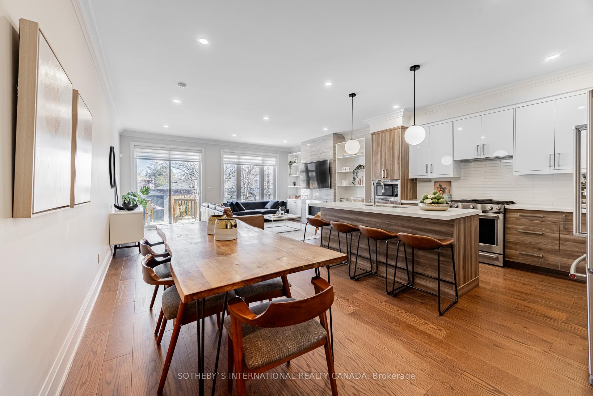 Photo 5 of 63 Lunness Road, Etobicoke, Alderwood — HOMEH