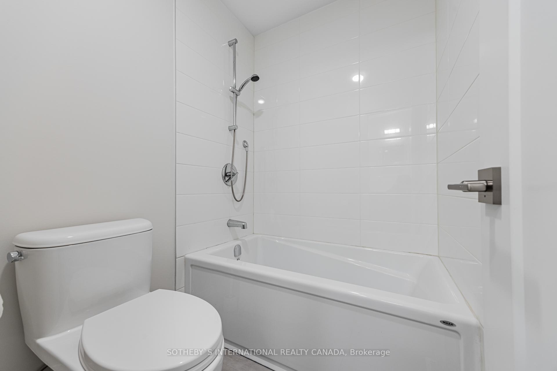 Photo 27 of 63 Lunness Road, Etobicoke, Alderwood — HOMEH