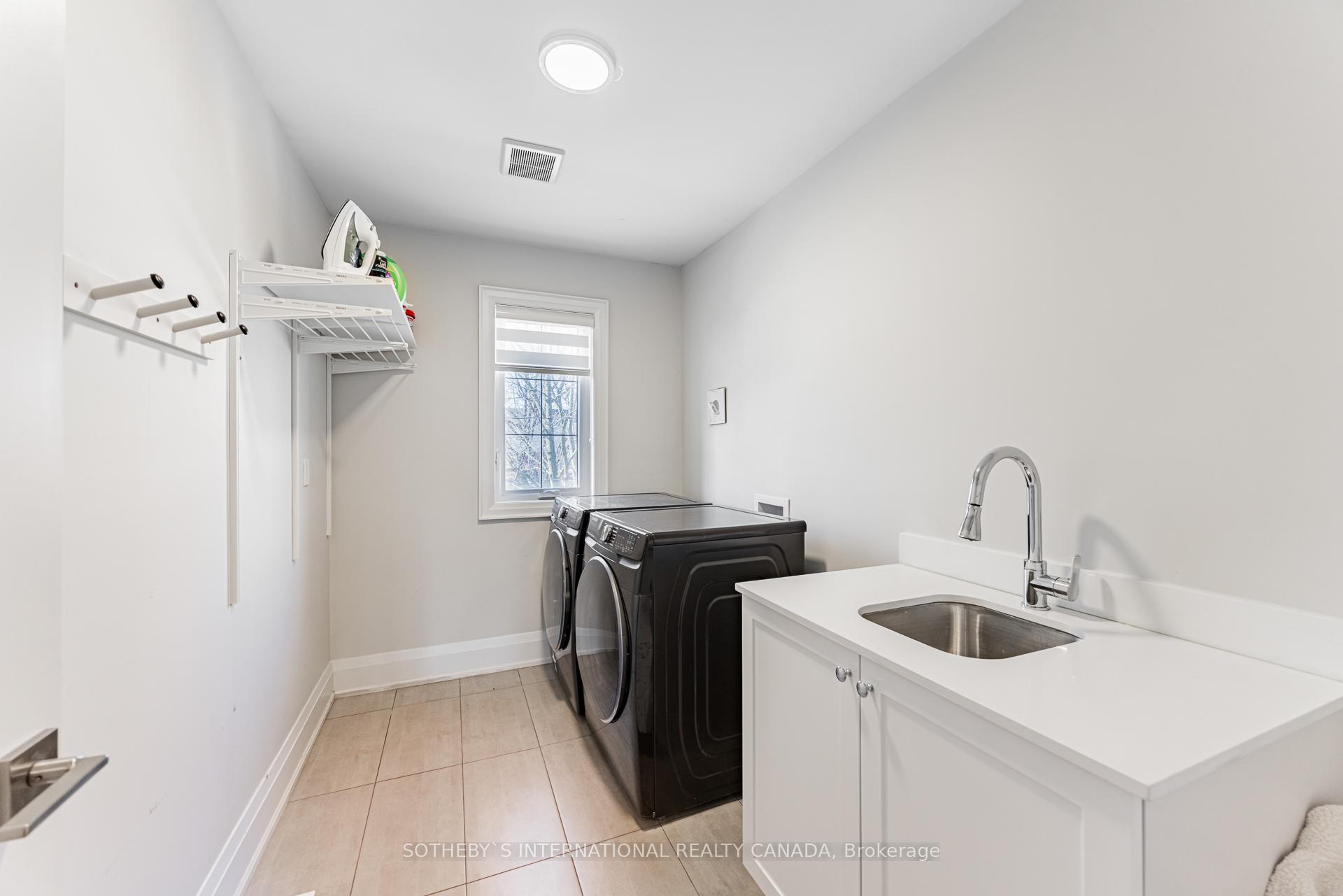 Photo 29 of 63 Lunness Road, Etobicoke, Alderwood — HOMEH