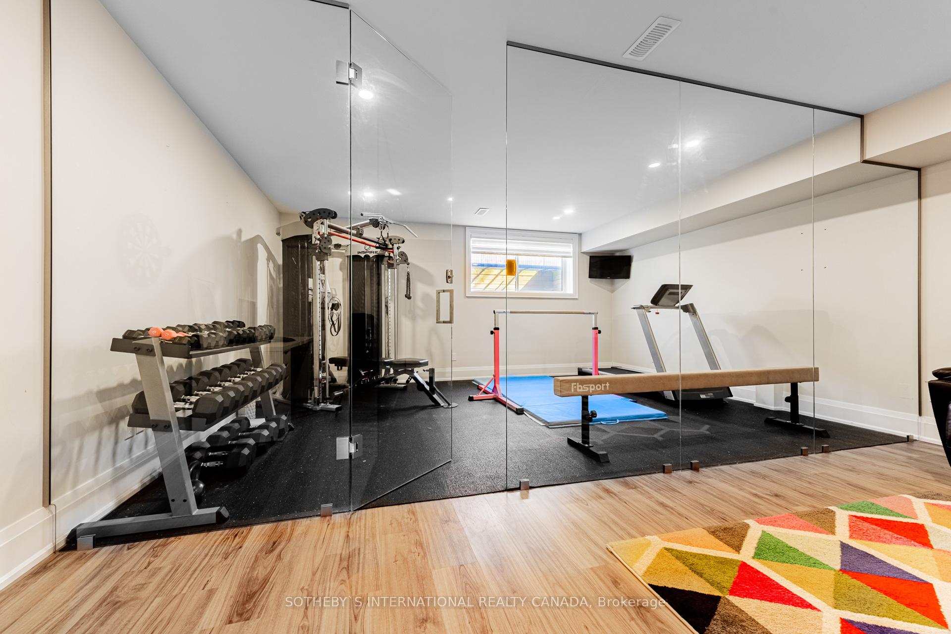 Photo 31 of 63 Lunness Road, Etobicoke, Alderwood — HOMEH
