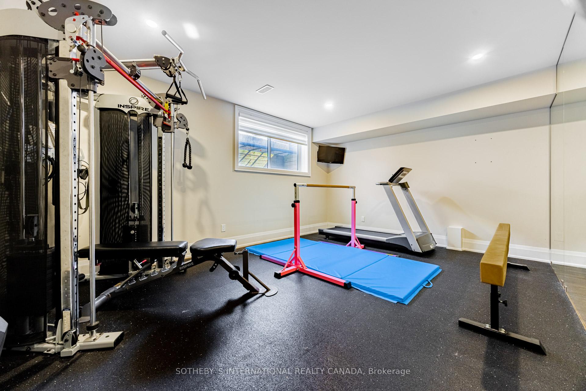Photo 32 of 63 Lunness Road, Etobicoke, Alderwood — HOMEH