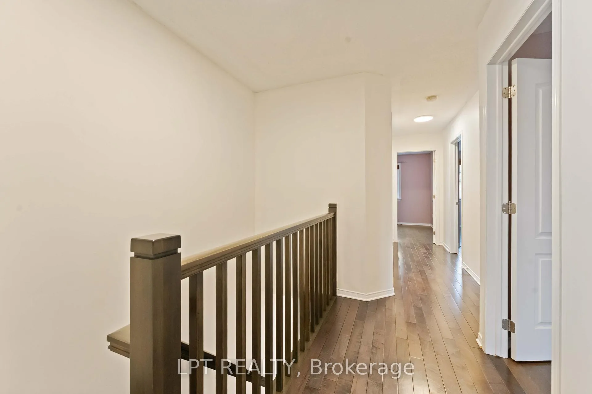 Photo 18 of 213 Idlewild Private, Ottawa, Barrhaven - Stonebridge — HOMEH