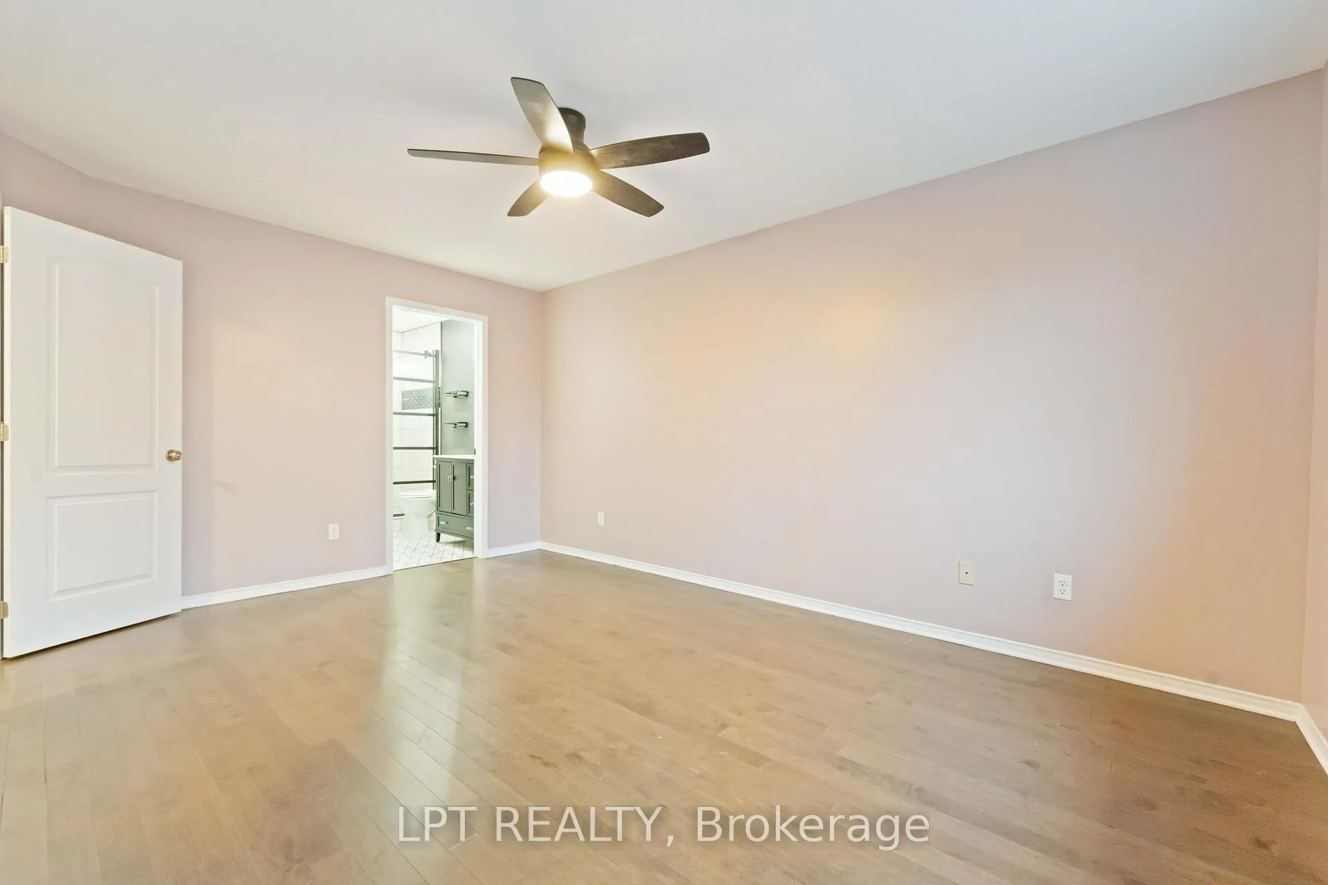 Photo 21 of 213 Idlewild Private, Ottawa, Barrhaven - Stonebridge — HOMEH