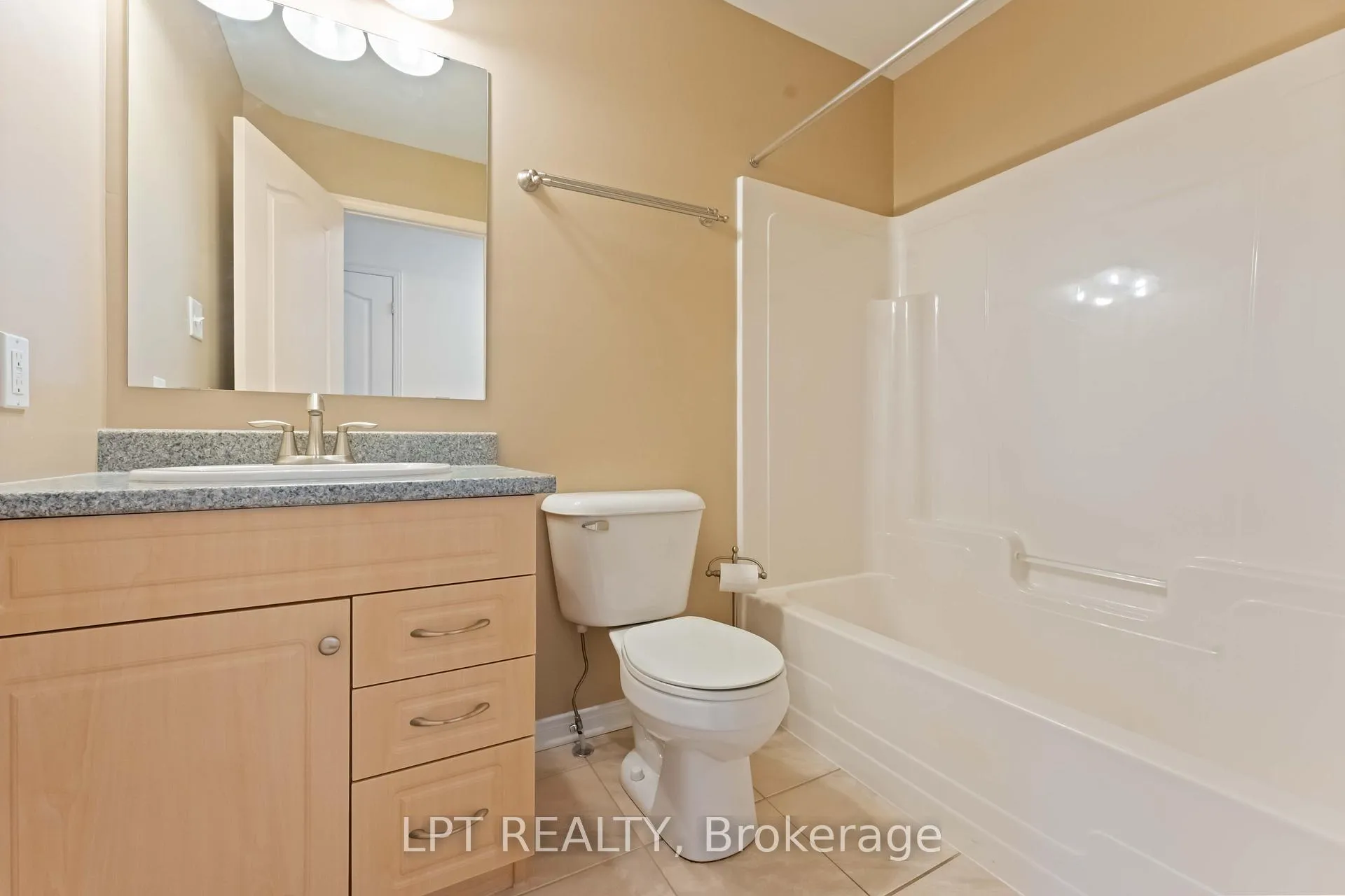 Photo 30 of 213 Idlewild Private, Ottawa, Barrhaven - Stonebridge — HOMEH