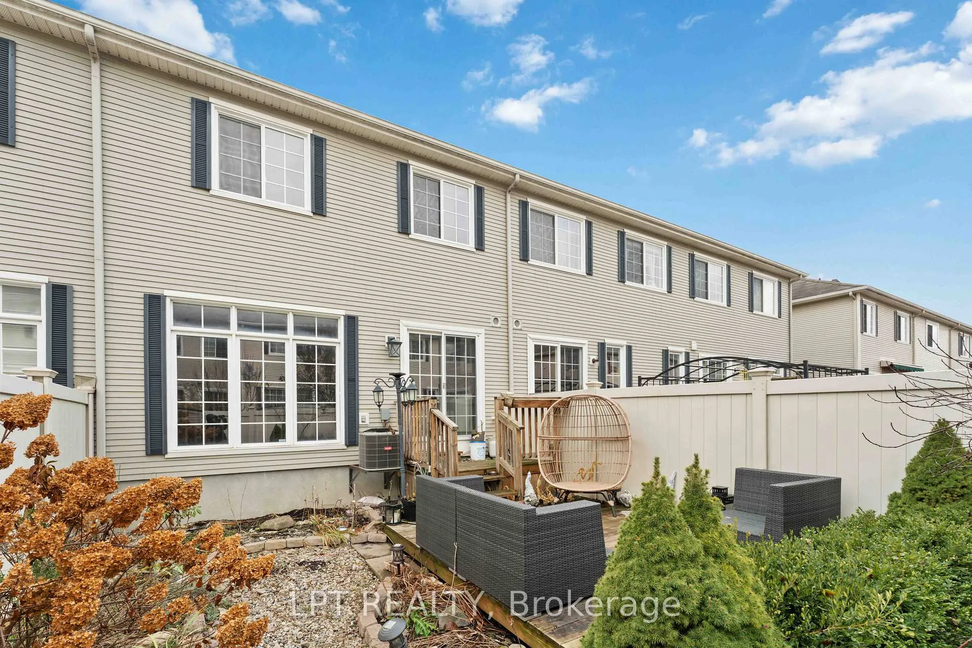 Photo 47 of 213 Idlewild Private, Ottawa, Barrhaven - Stonebridge — HOMEH