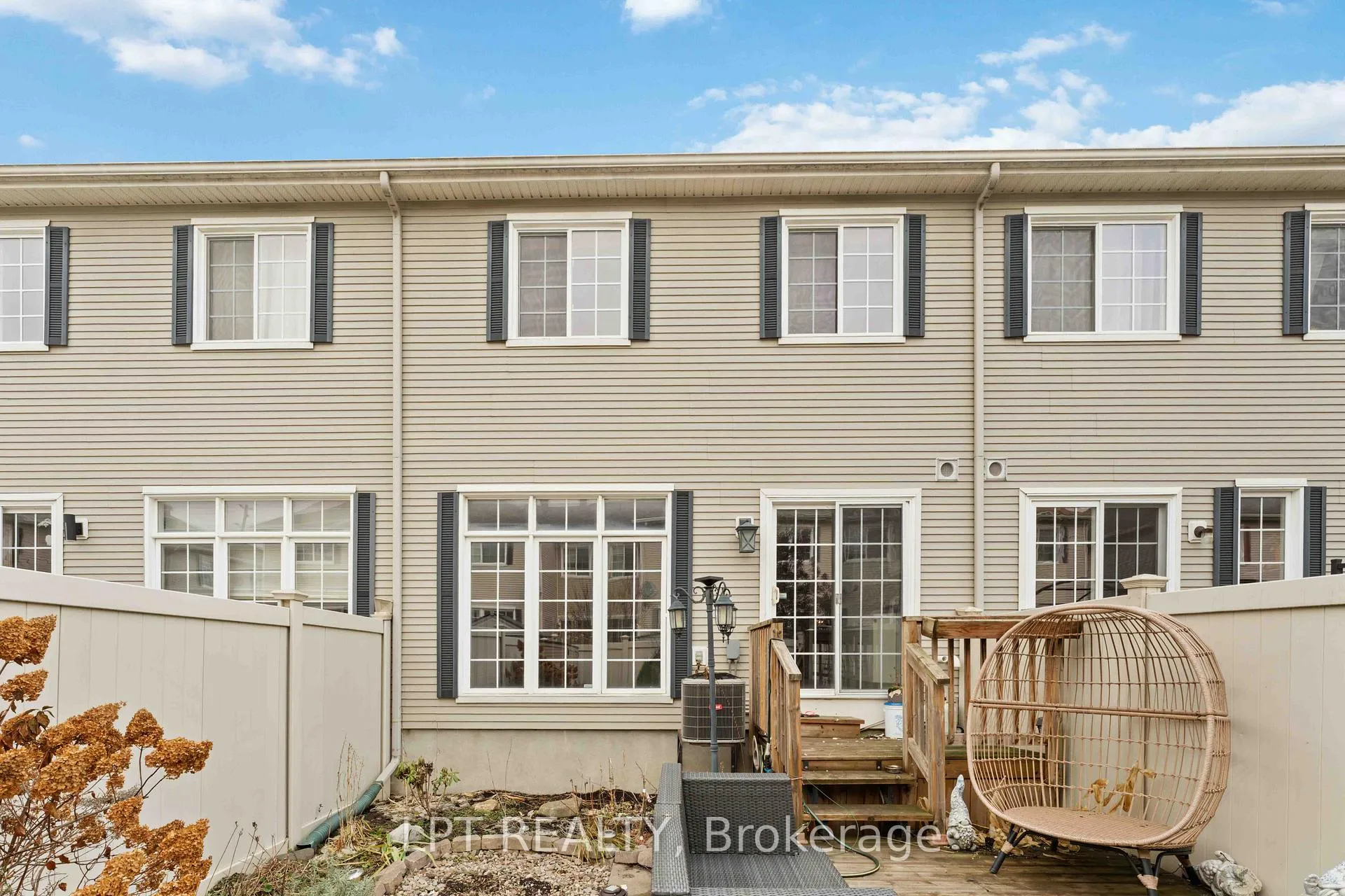 Photo 48 of 213 Idlewild Private, Ottawa, Barrhaven - Stonebridge — HOMEH