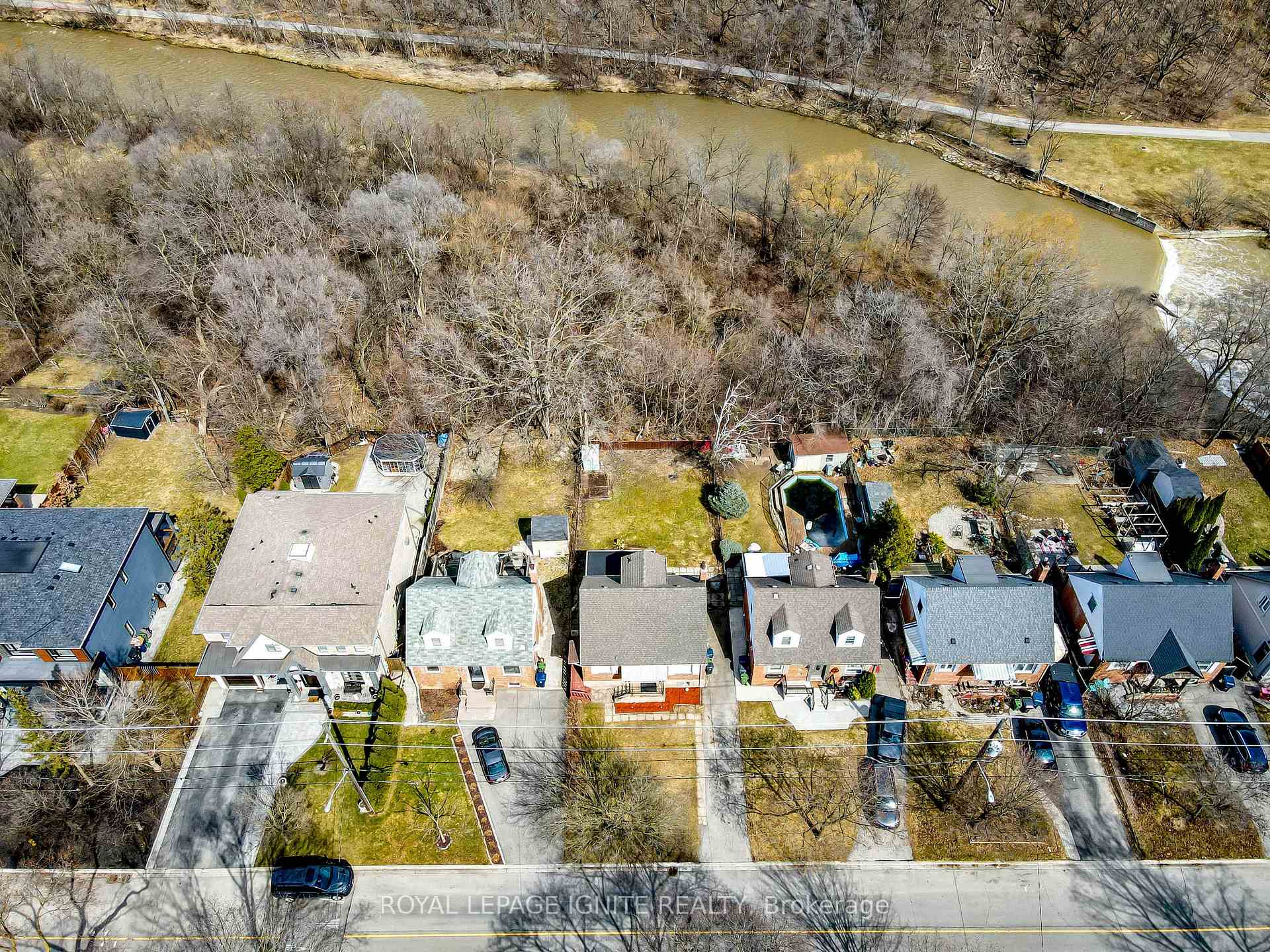Front of 53 Riverview Heights