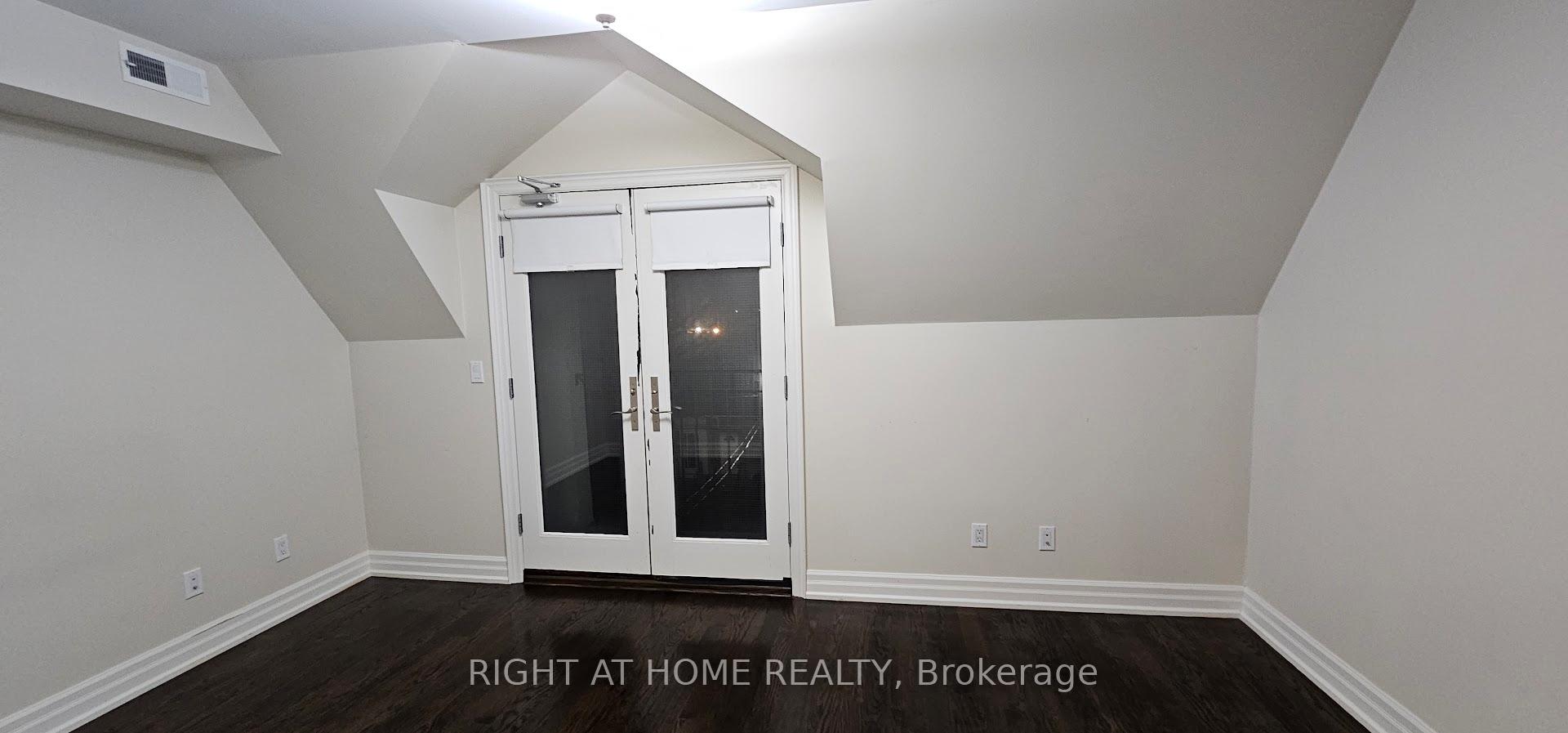 Photo 12 of Unit 3, 730 Shaw Street, Toronto, Palmerston-Little Italy — HOMEH