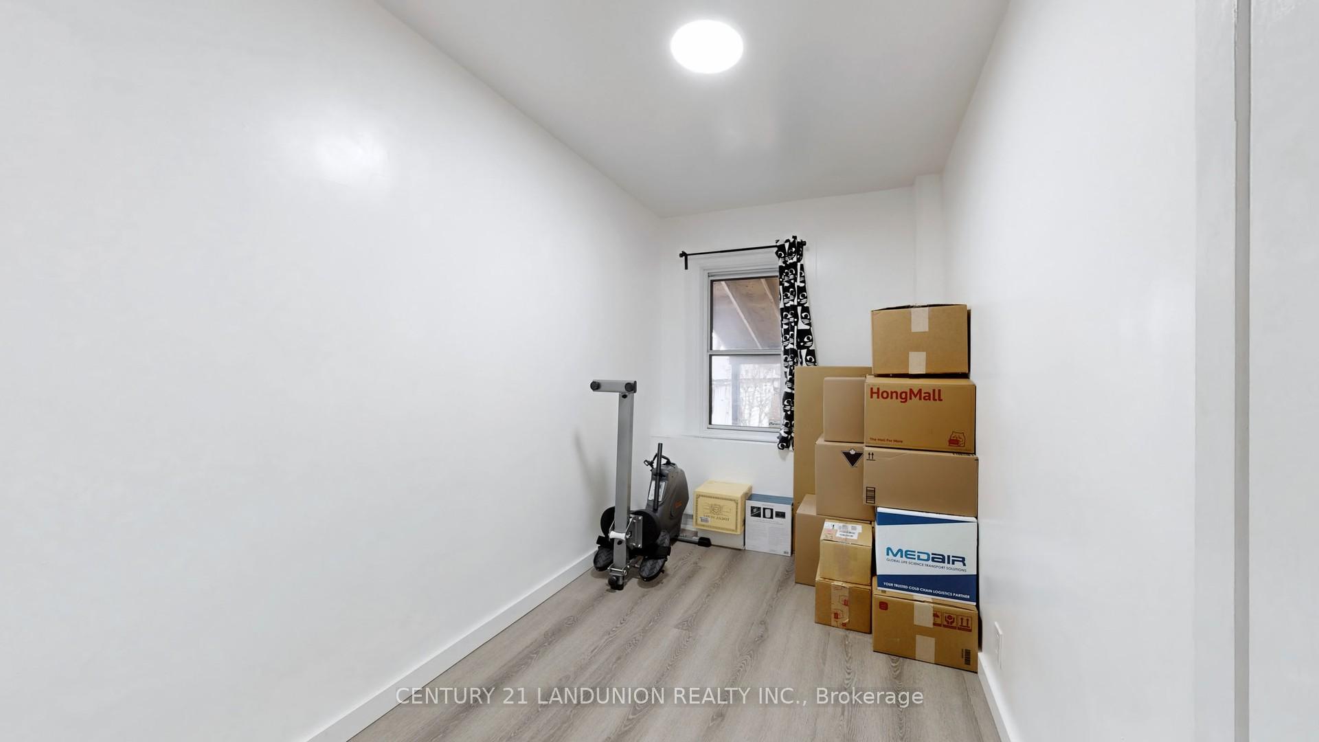 Photo 31 of 343 Kipling Avenue, Etobicoke, New Toronto — HOMEH