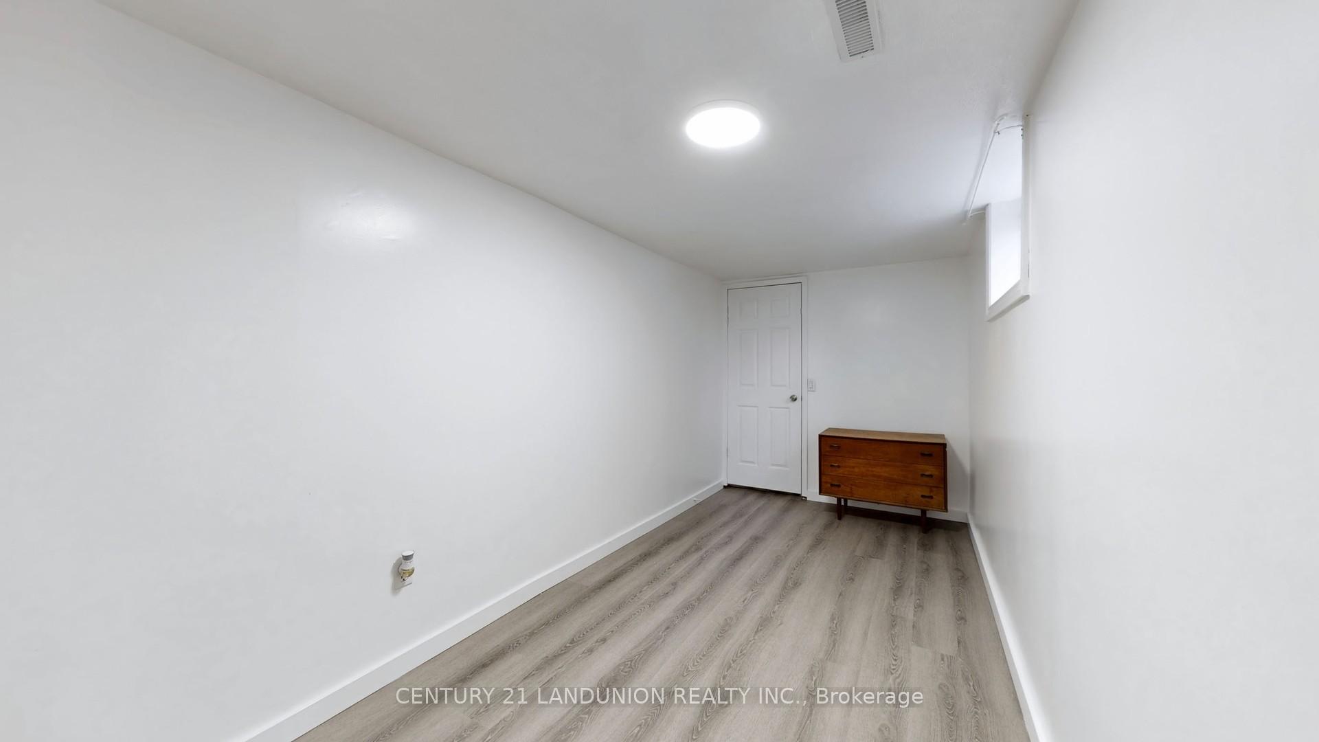 Photo 38 of 343 Kipling Avenue, Etobicoke, New Toronto — HOMEH