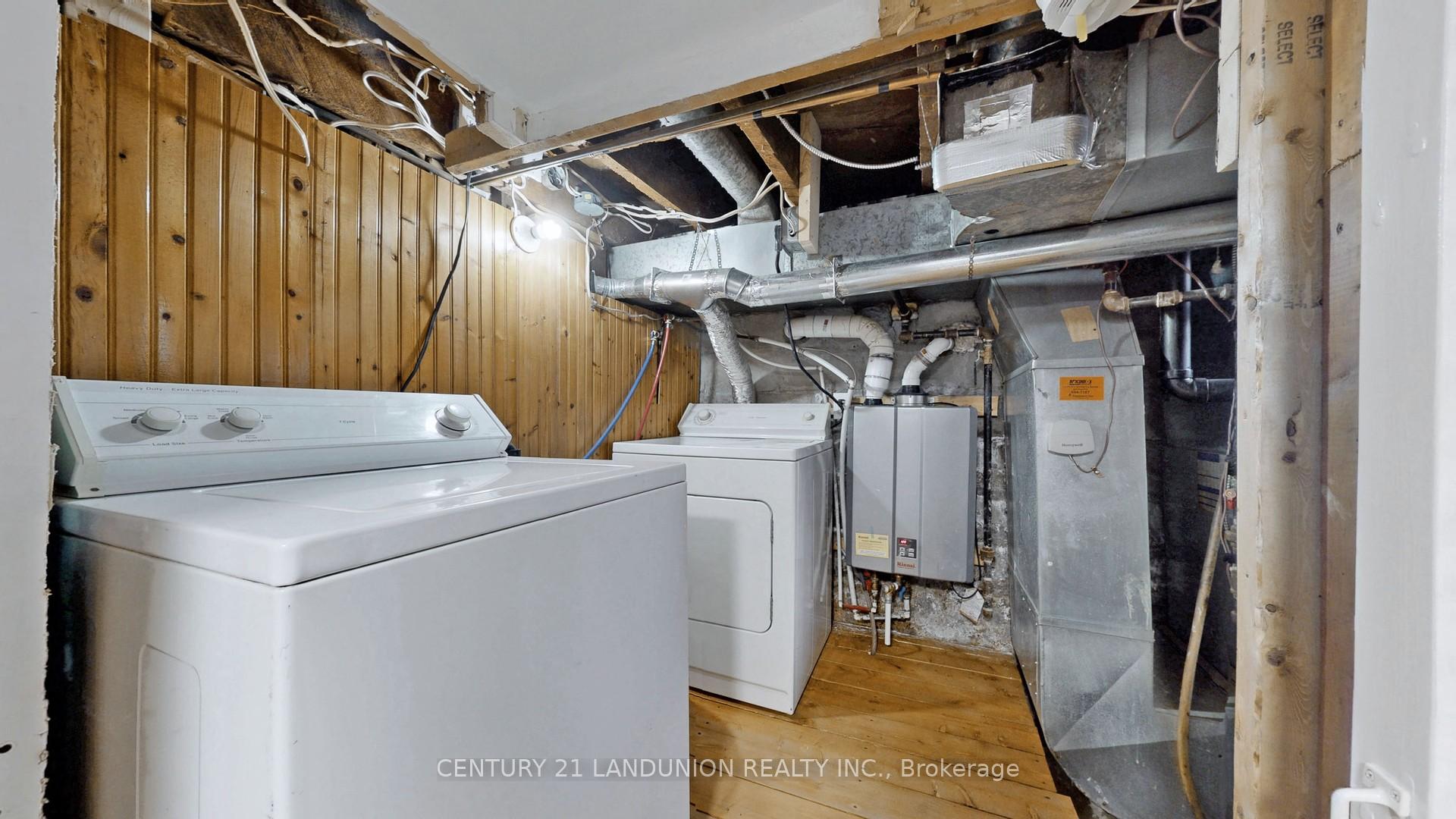 Photo 40 of 343 Kipling Avenue, Etobicoke, New Toronto — HOMEH