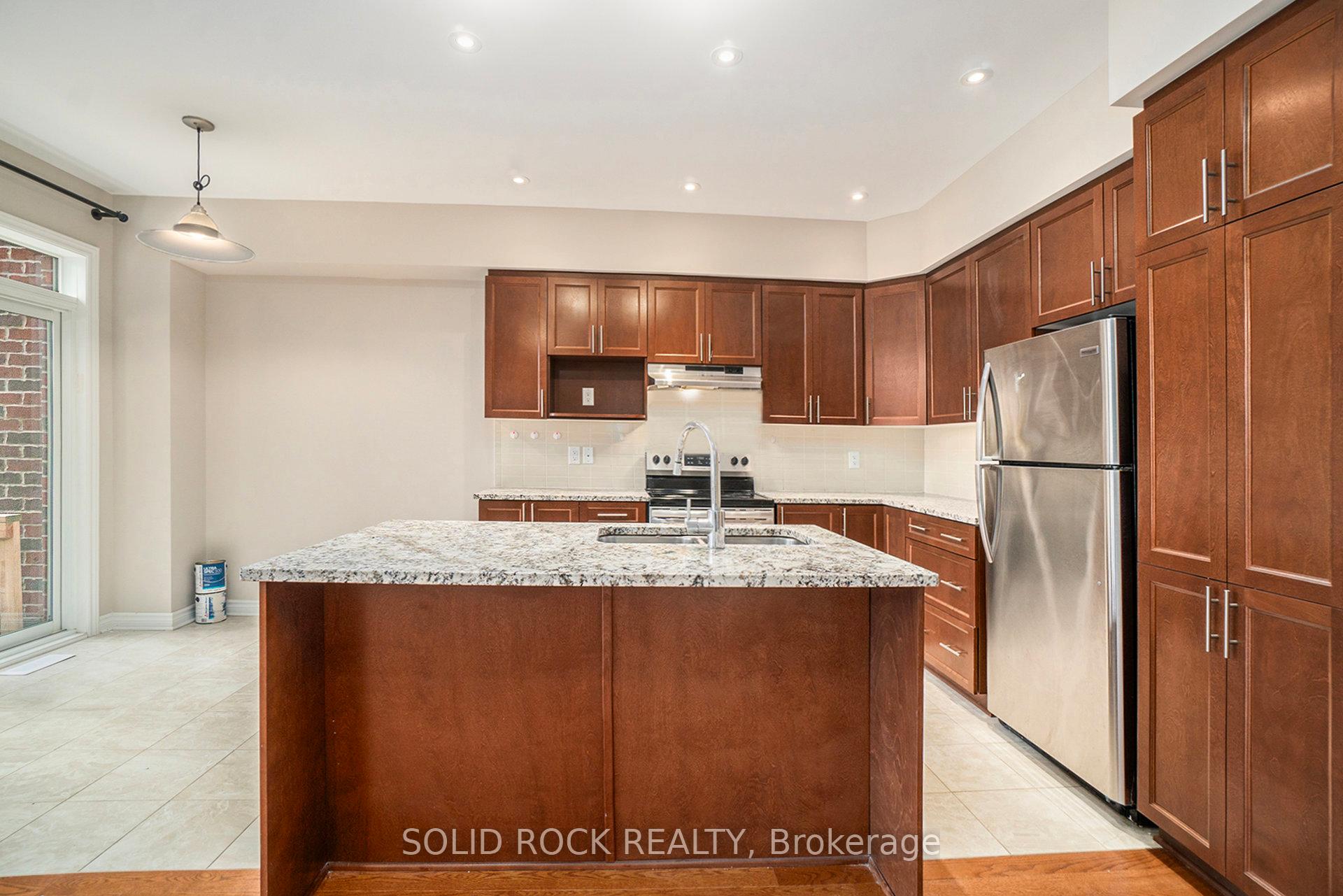 Photo 6 of 260 Dolce Crescent, Ottawa, Riverside South/Gloucester Glen — HOMEH