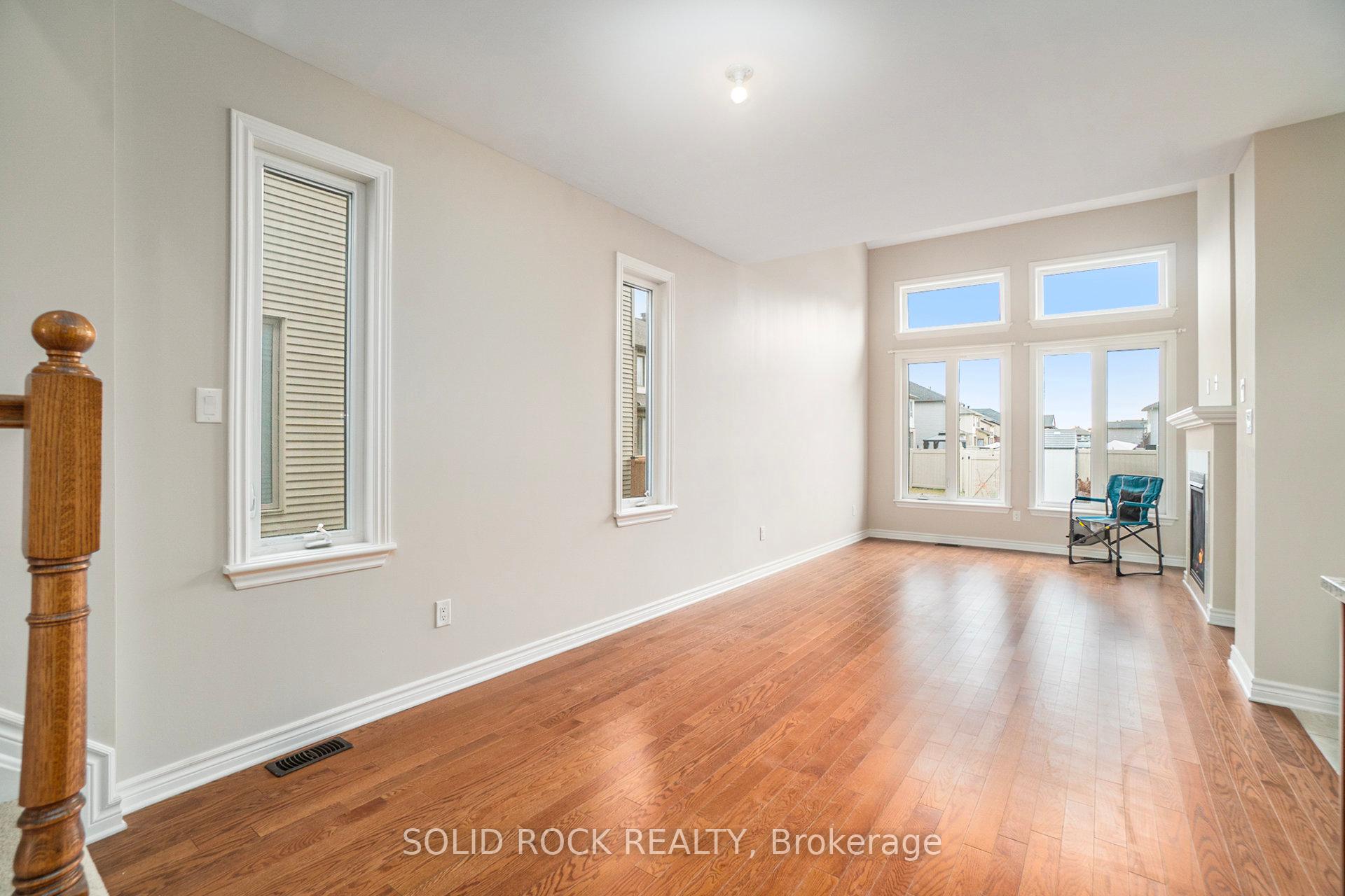 Photo 5 of 260 Dolce Crescent, Ottawa, Riverside South/Gloucester Glen — HOMEH