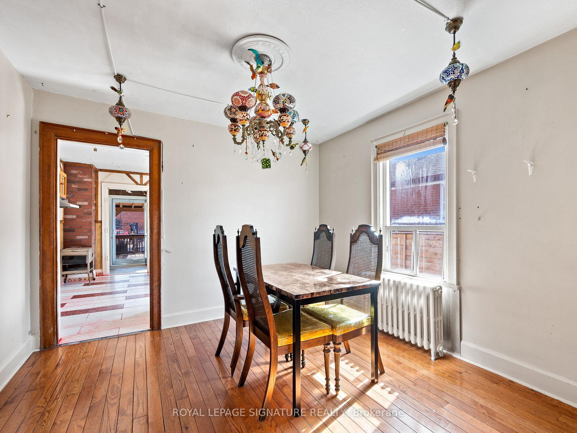 Photo 4 of 5 Connorvale Avenue, Etobicoke, Alderwood — HOMEH