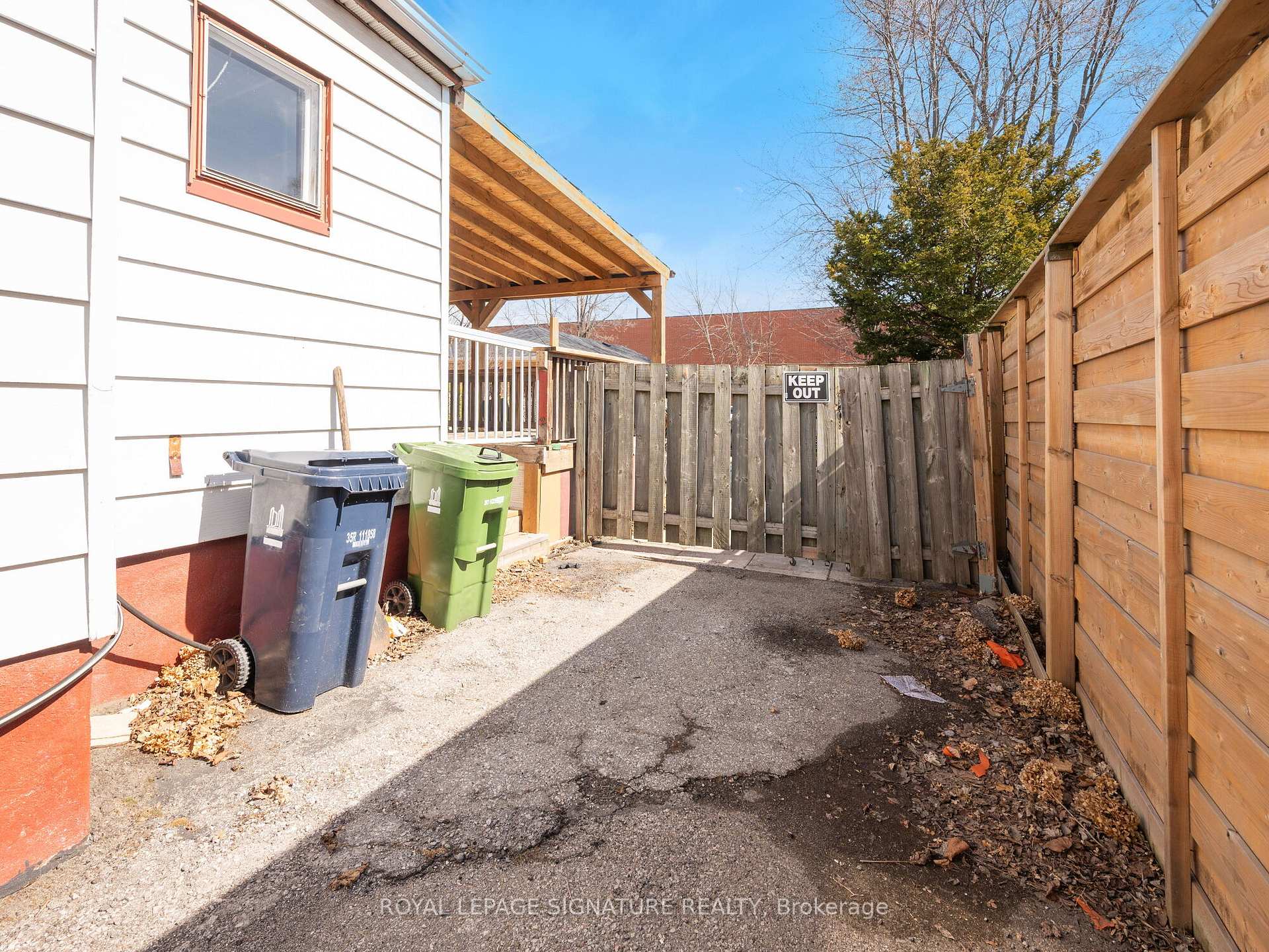 Photo 24 of 5 Connorvale Avenue, Etobicoke, Alderwood — HOMEH