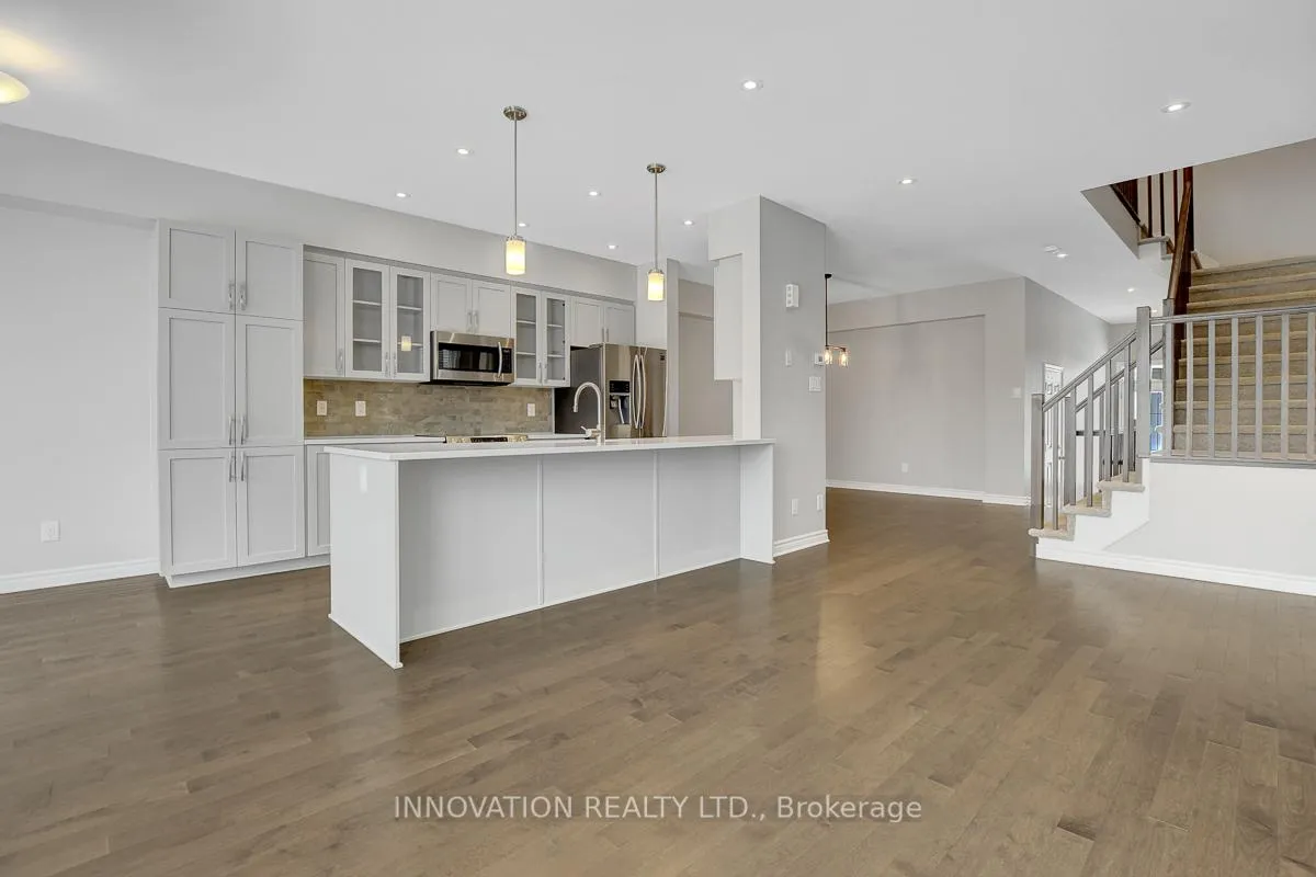 Photo 13 of 527 Rowers Way, Ottawa, Riverside South/Gloucester Glen — HOMEH