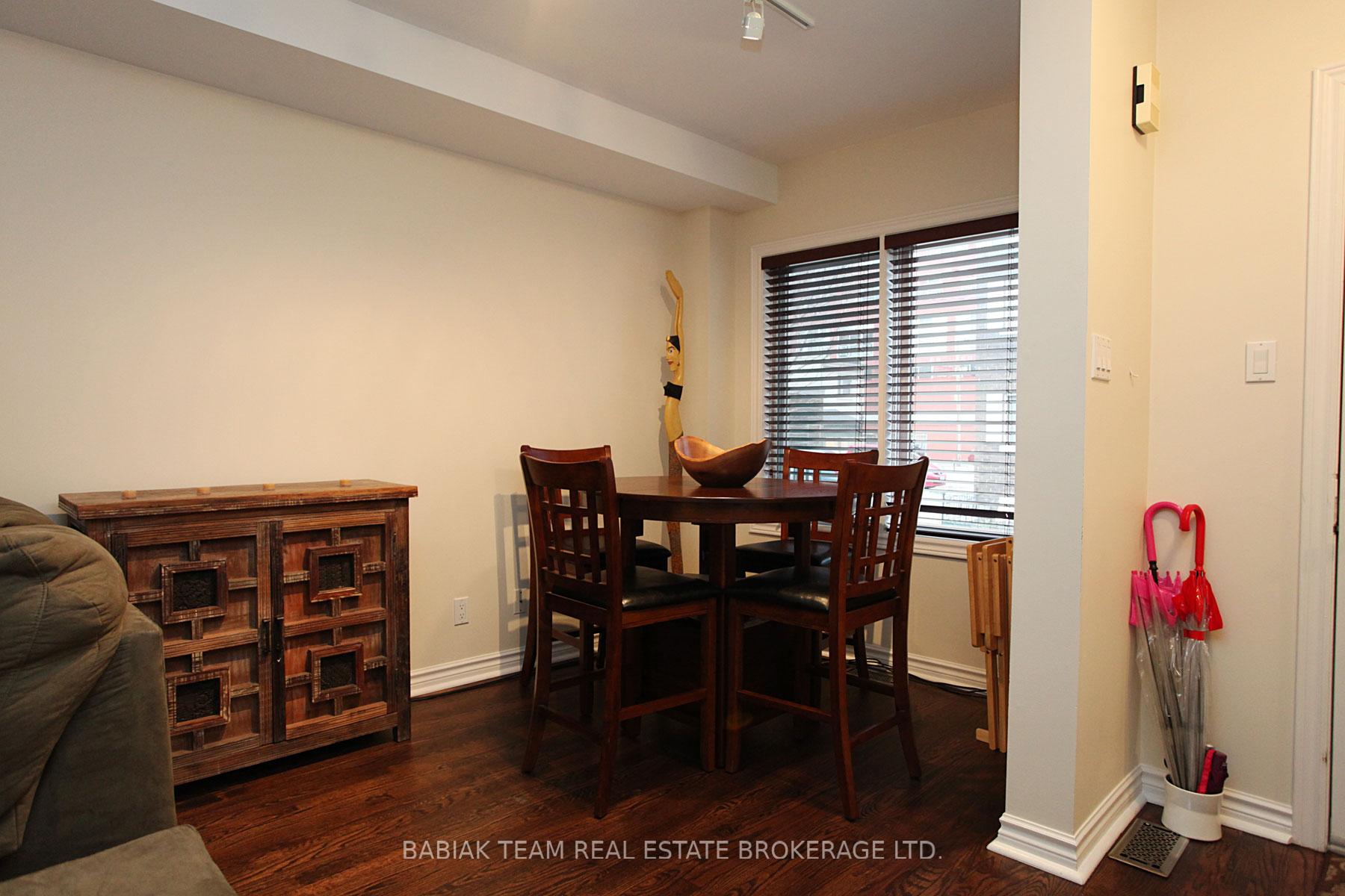 Photo 8 of 8 Whitaker Avenue, Toronto, Niagara — HOMEH