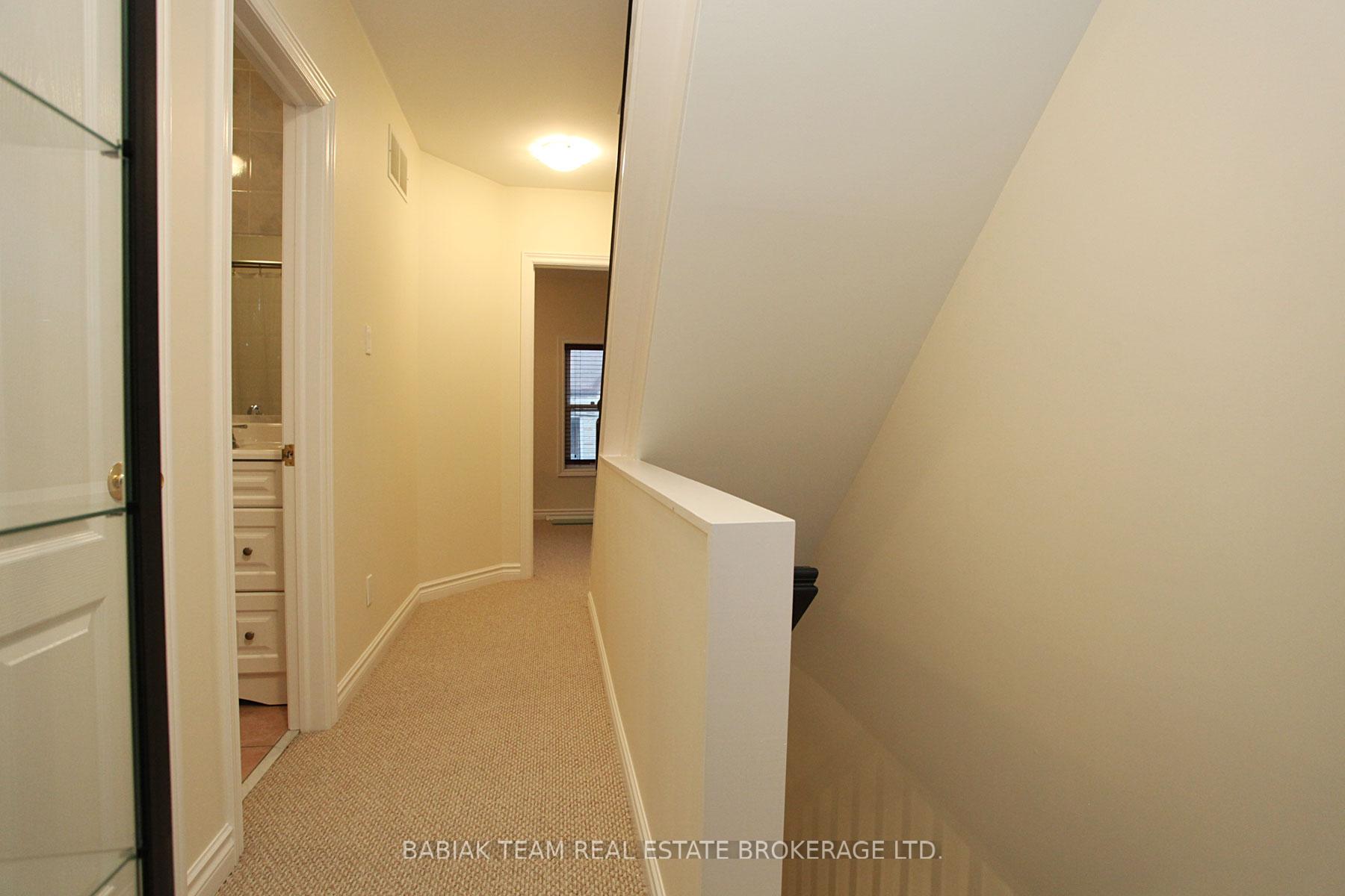 Photo 29 of 8 Whitaker Avenue, Toronto, Niagara — HOMEH