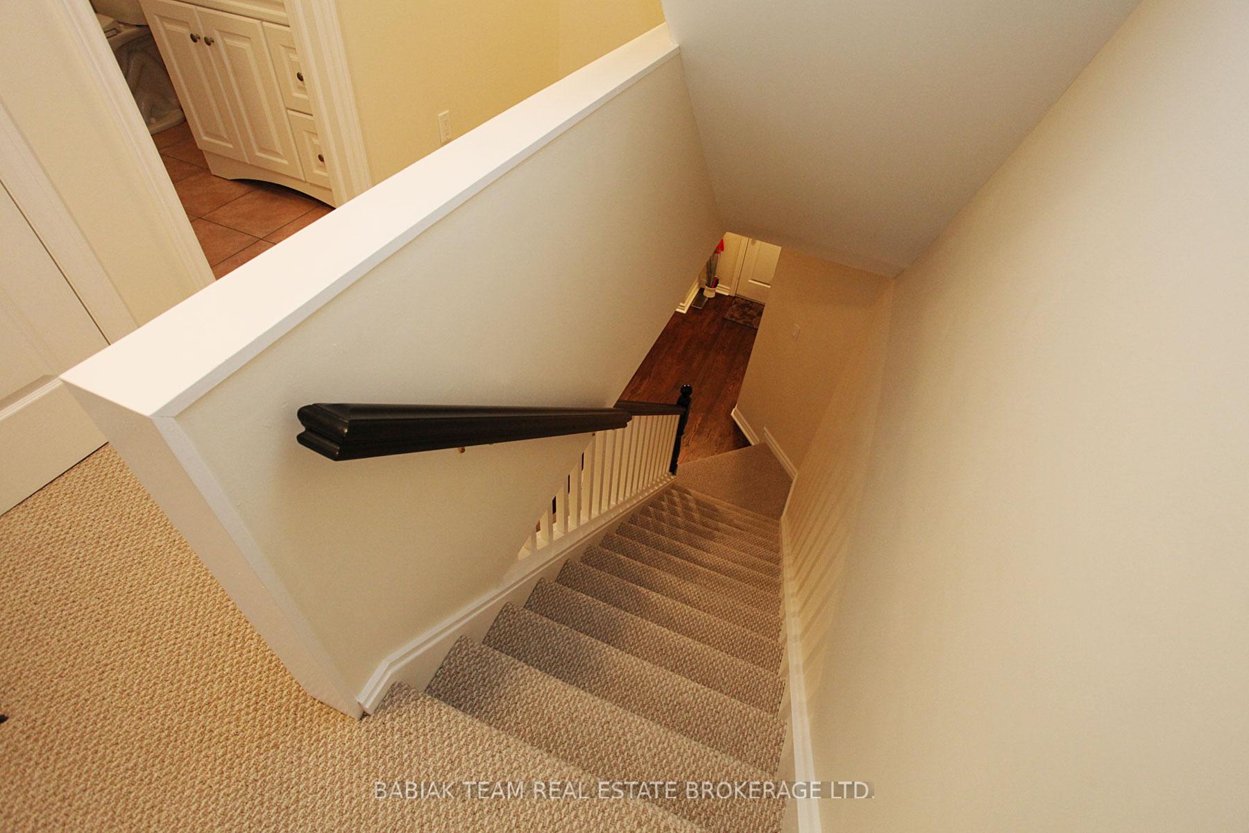 Photo 34 of 8 Whitaker Avenue, Toronto, Niagara — HOMEH