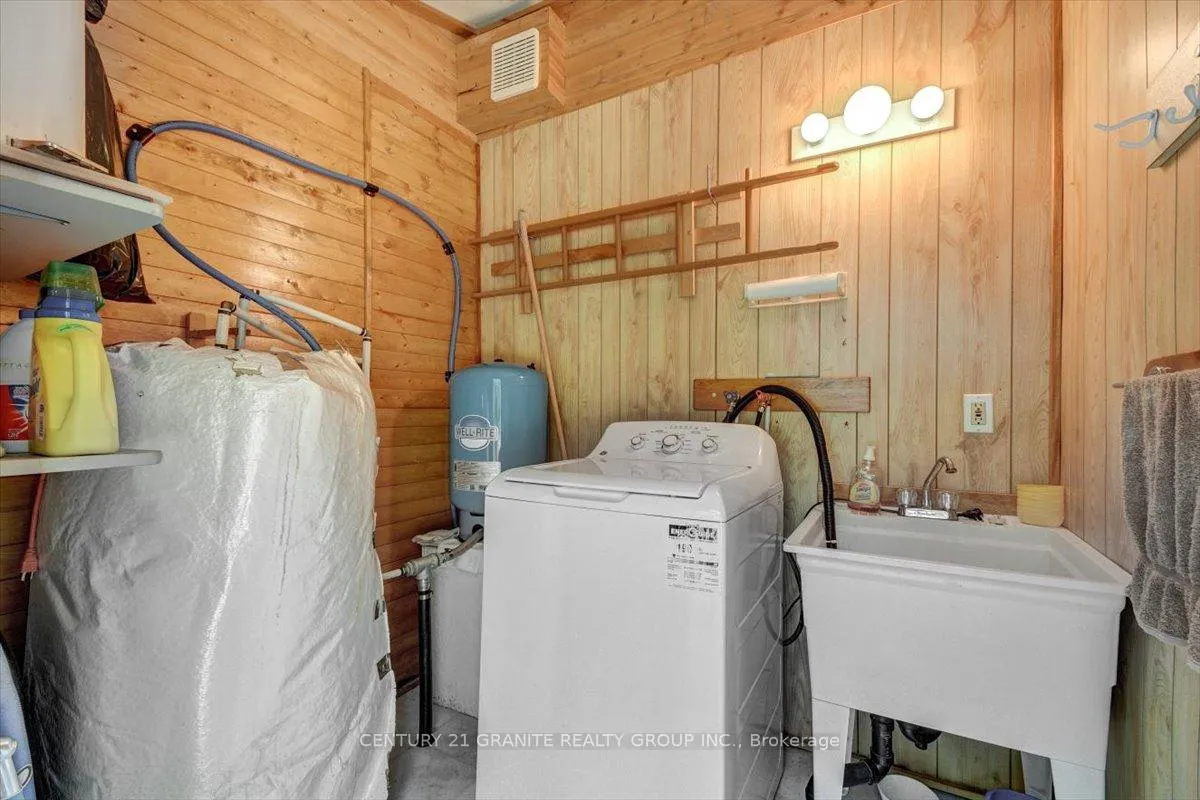 Photo 84 of 490 E Henniger Road, Addington Highlands — HOMEH