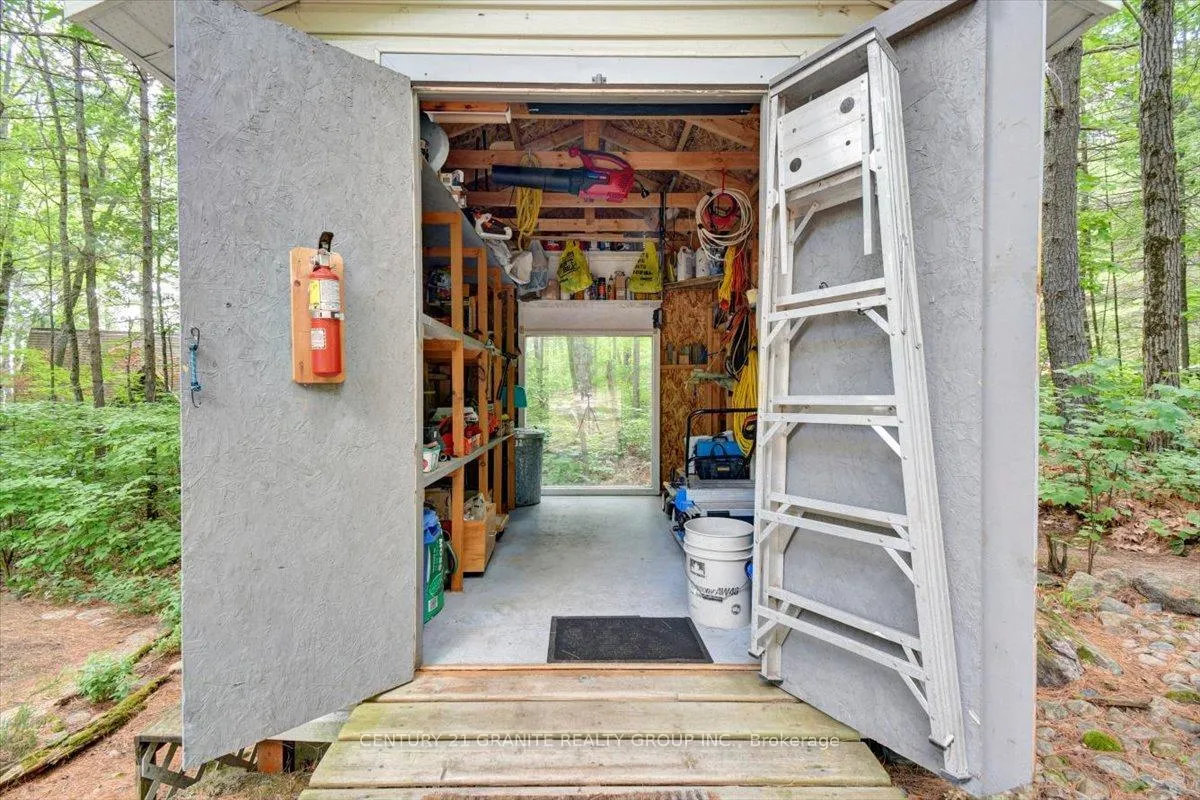 Photo 94 of 490 E Henniger Road, Addington Highlands — HOMEH