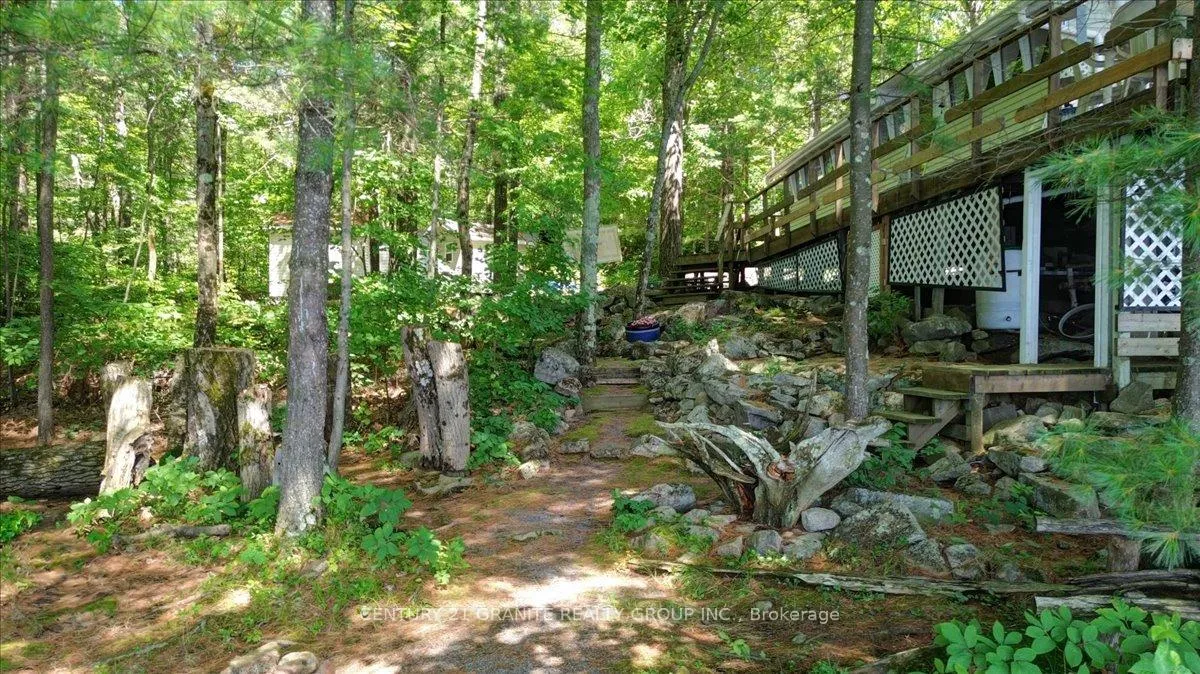 Photo 292 of 490 E Henniger Road, Addington Highlands — HOMEH