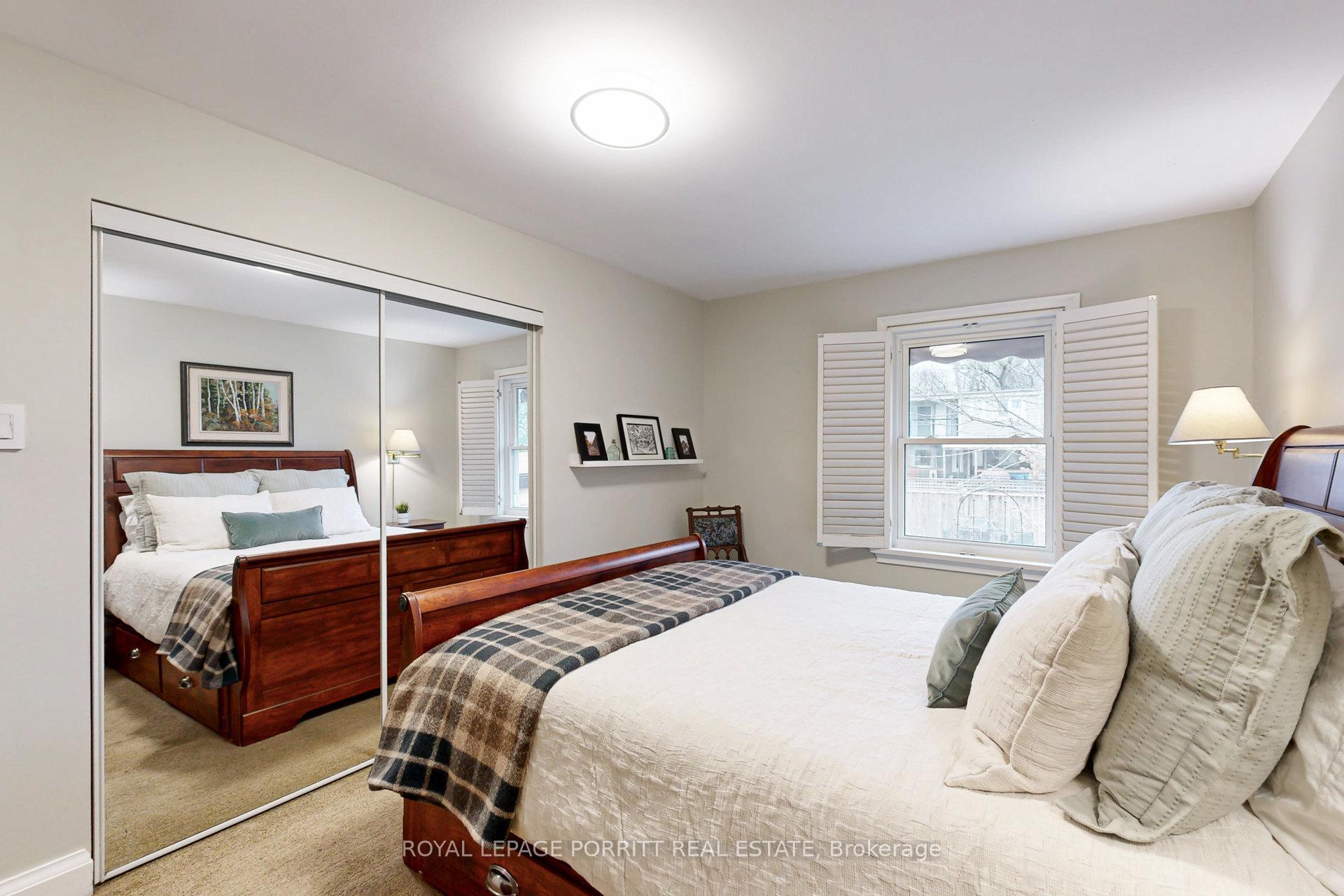 Photo 15 of 41 Ecker Drive, Etobicoke, Alderwood — HOMEH