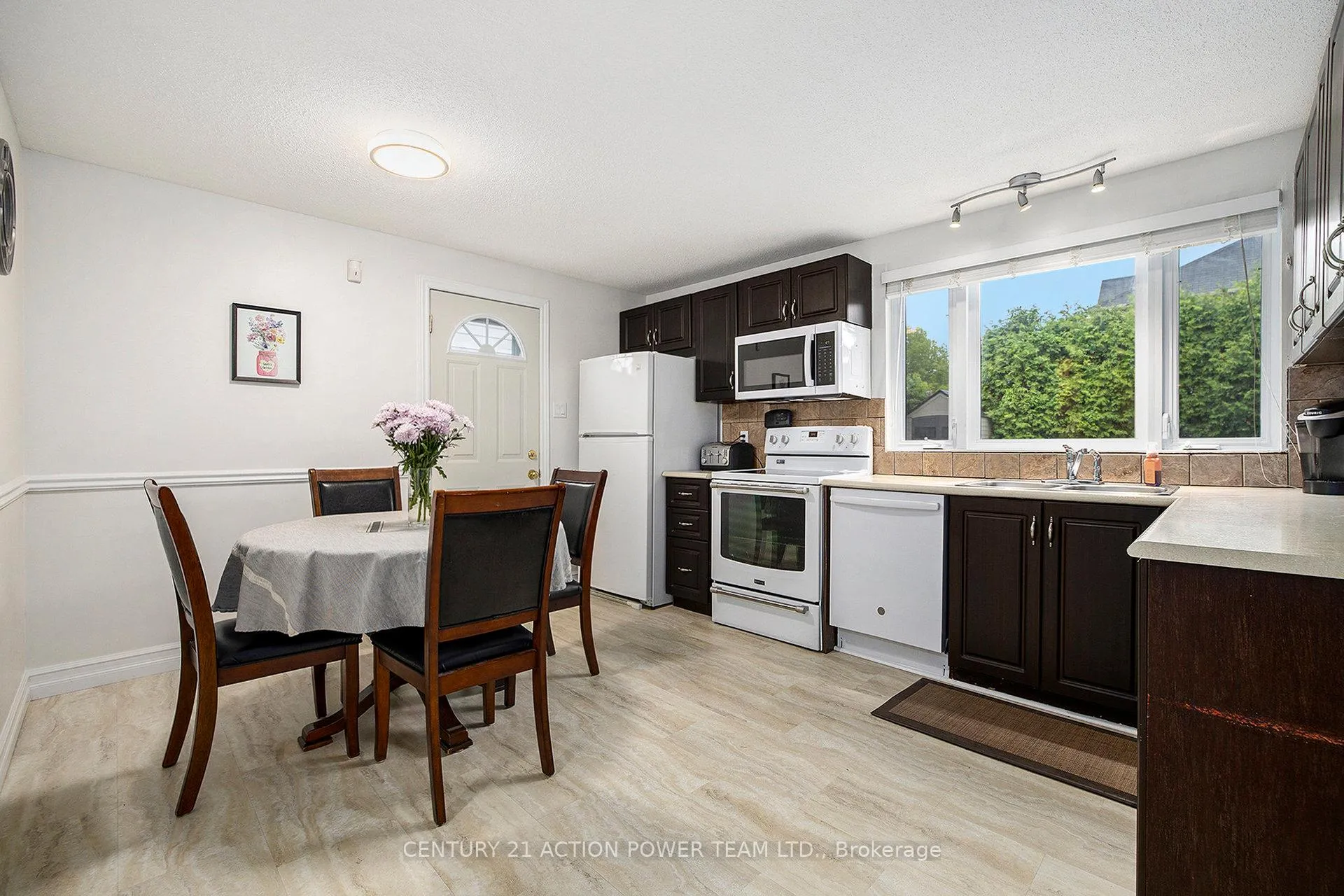 Photo 102 of 1829 Cloverlawn Crescent, Ottawa, Beacon Hill South — HOMEH