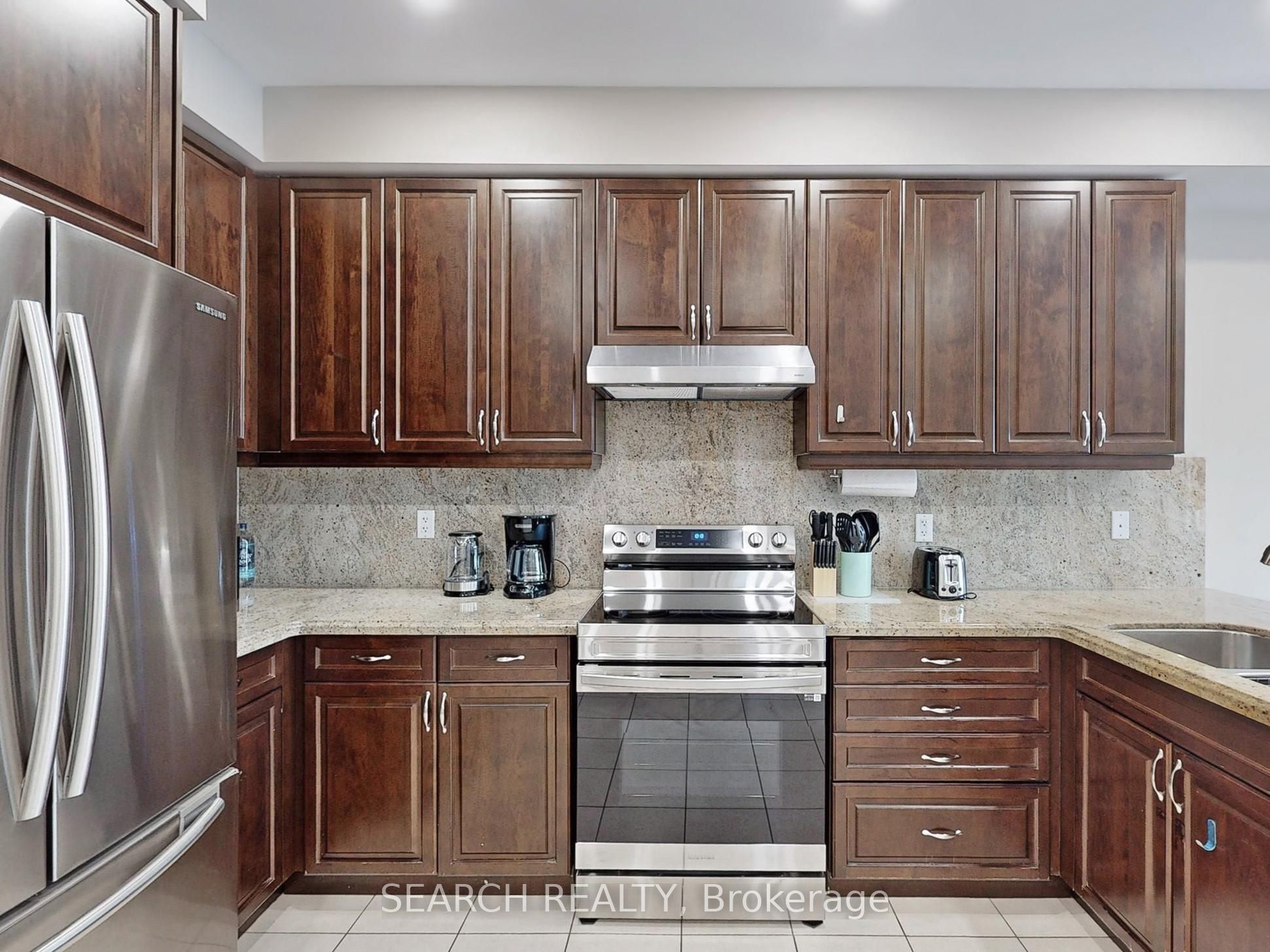 Photo 42 of 277 Oberfrick Avenue, Vaughan, Patterson — HOMEH