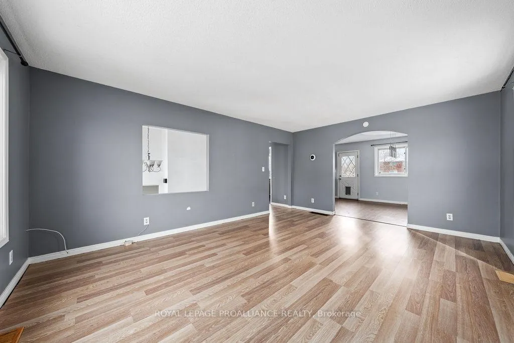 Photo 92 of 24 St Charles Street, Belleville, Belleville Ward — HOMEH