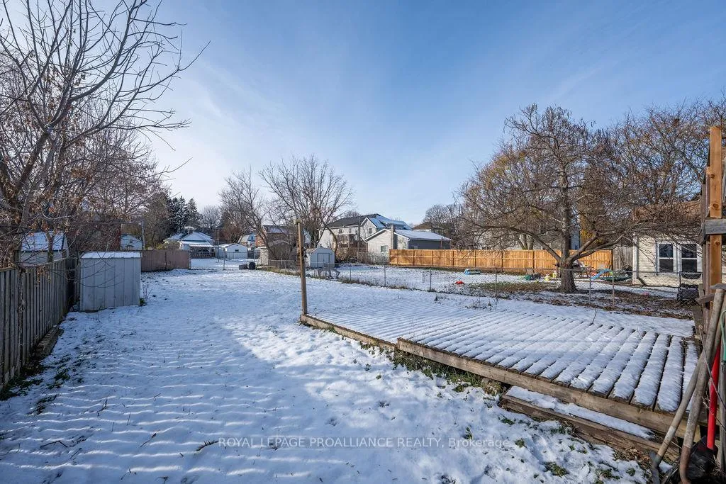 Photo 157 of 24 St Charles Street, Belleville, Belleville Ward — HOMEH