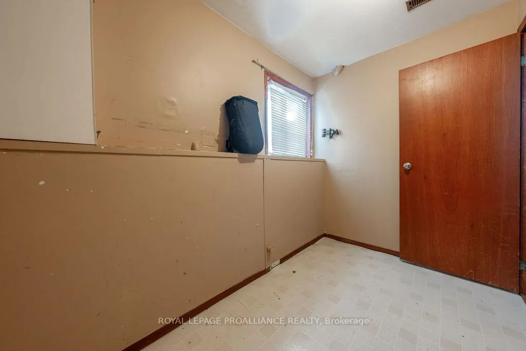 Photo 263 of 24 St Charles Street, Belleville, Belleville Ward — HOMEH