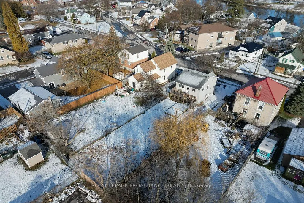 Photo 335 of 24 St Charles Street, Belleville, Belleville Ward — HOMEH