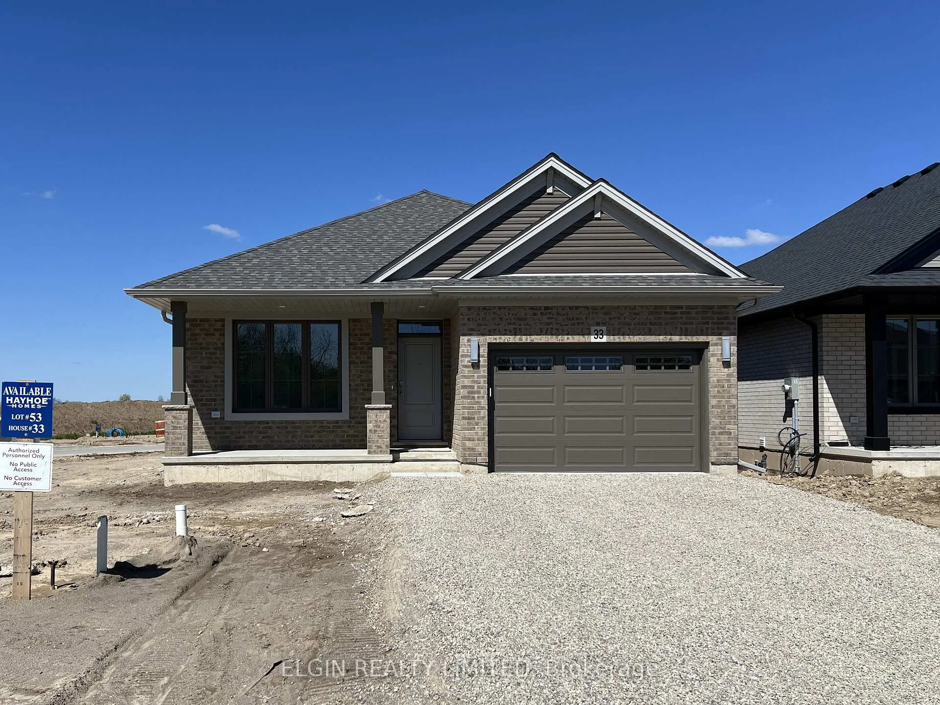 Photo 2 of 33 Hemlock Crescent, Aylmer — HOMEH