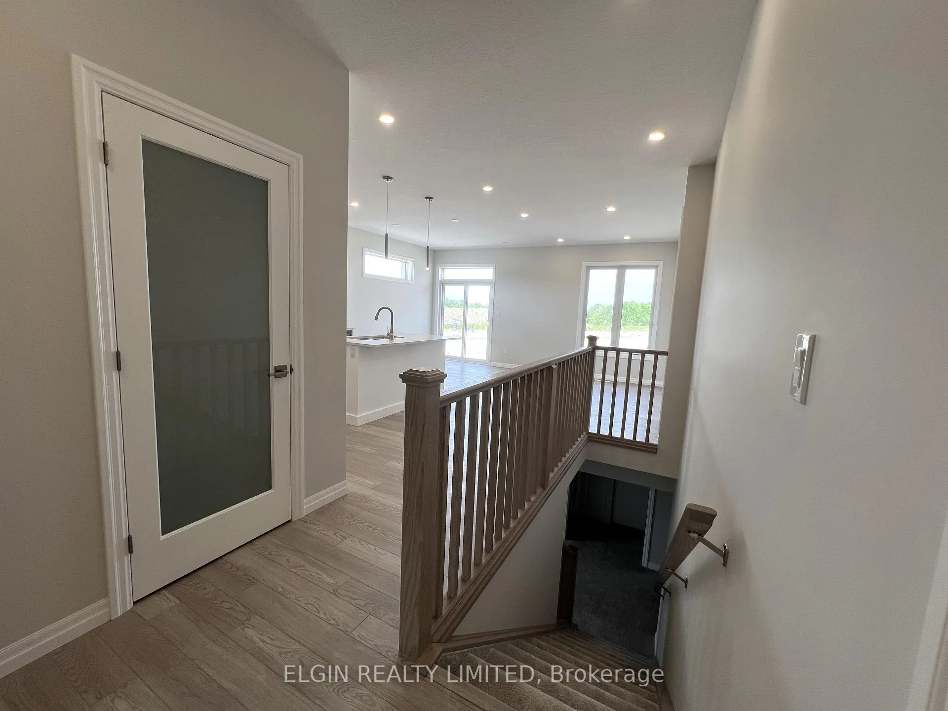 Photo 51 of 33 Hemlock Crescent, Aylmer — HOMEH